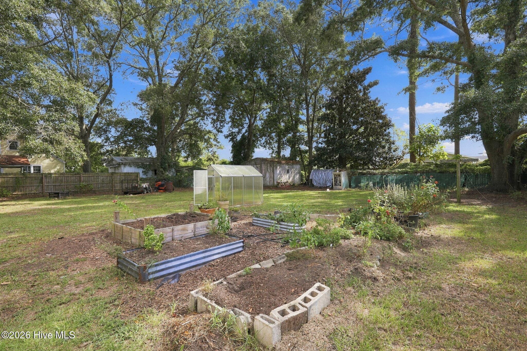 Single Family Residence at 2707 Alabama Avenue, New Bern, NC 28560, photo 5 of 56