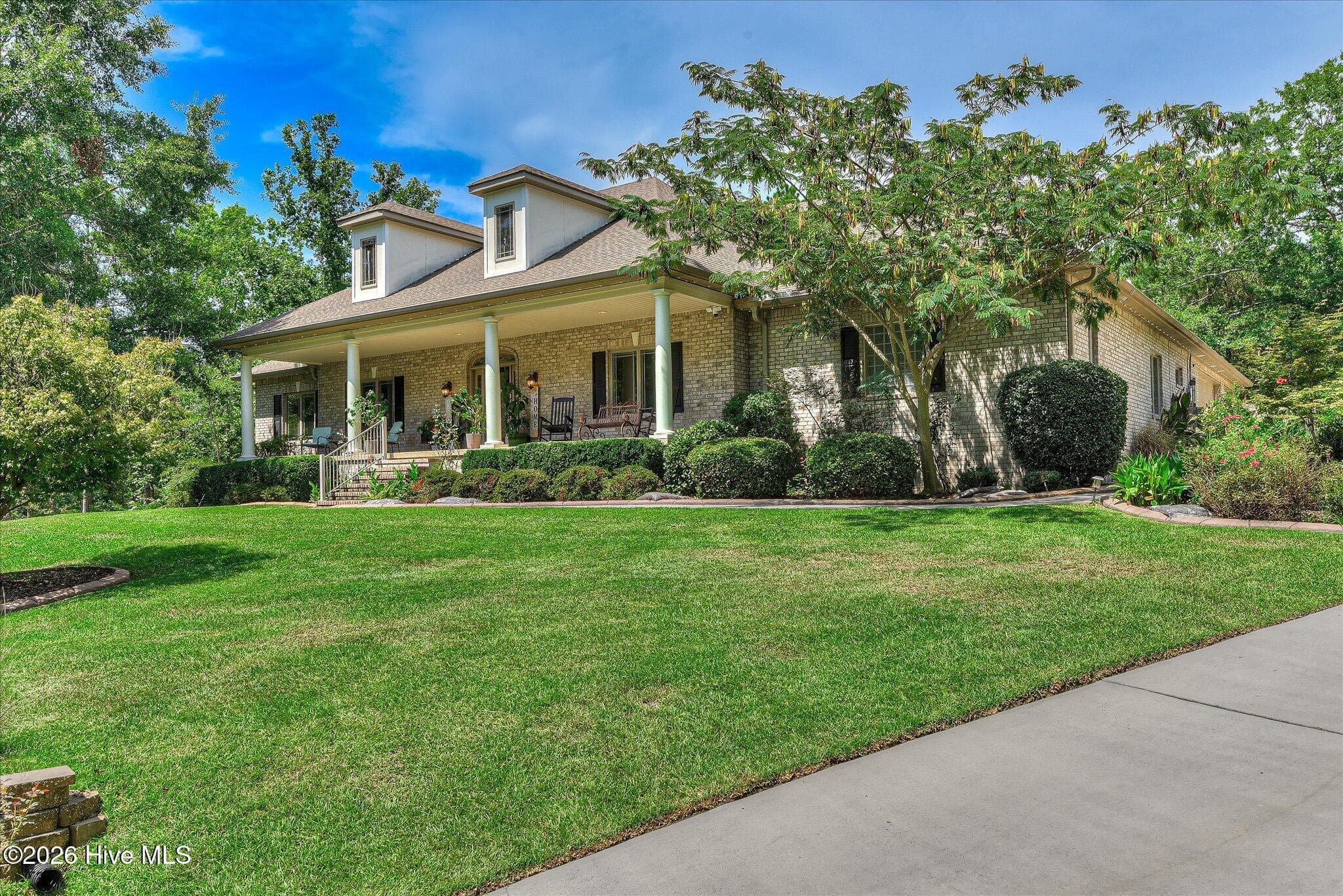 Single Family Residence at 253 Eutaw Springs Trail, North Augusta, SC 29860, photo 2 of 71