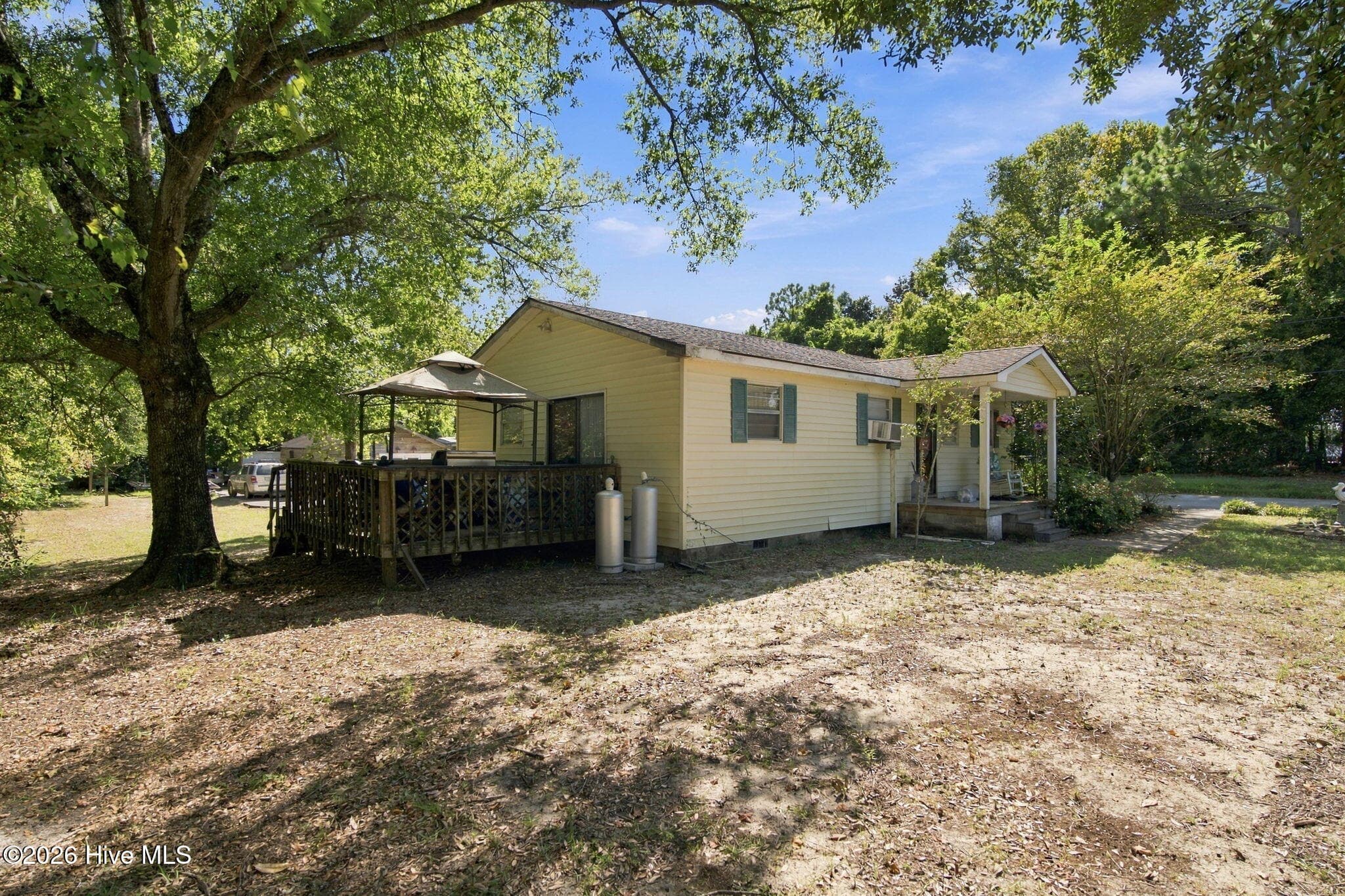 Single Family Residence at 154 Bryan Road, Wilmington, NC 28412, photo 2 of 2