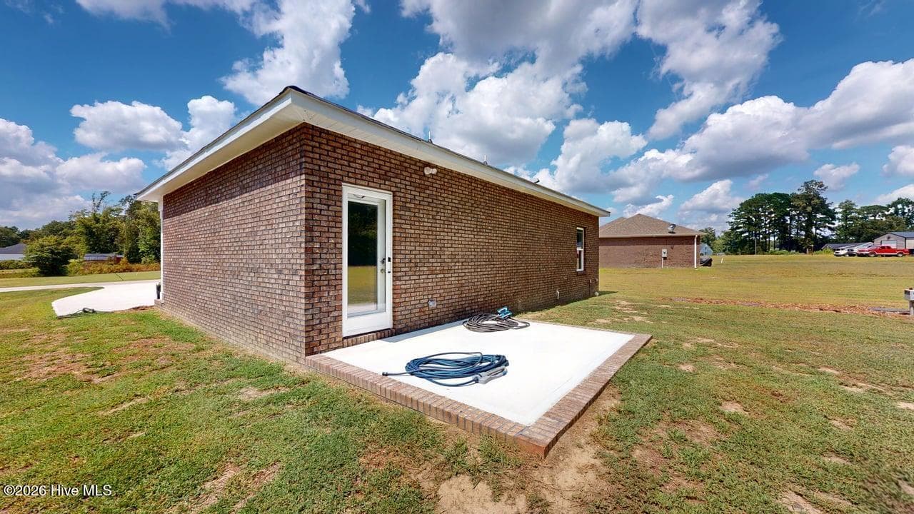 Single Family Residence at 102 Sandy Springs Drive, Goldsboro, NC 27534, photo 24 of 26