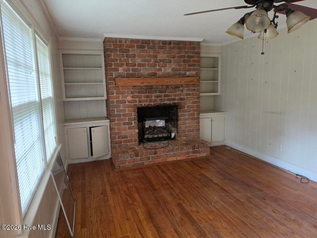 Single Family Residence at 2211 Tanglewood Drive, Kinston, NC 28504, photo 9 of 15