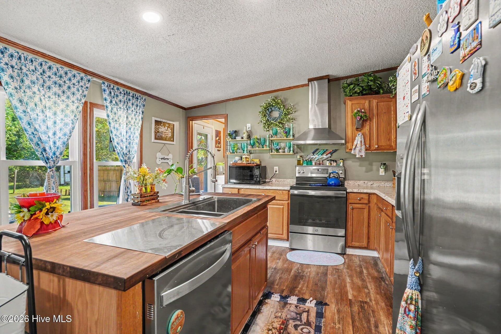 Manufactured Home at 1772 Highway 57 N, Little River, SC 29566, photo 12 of 33