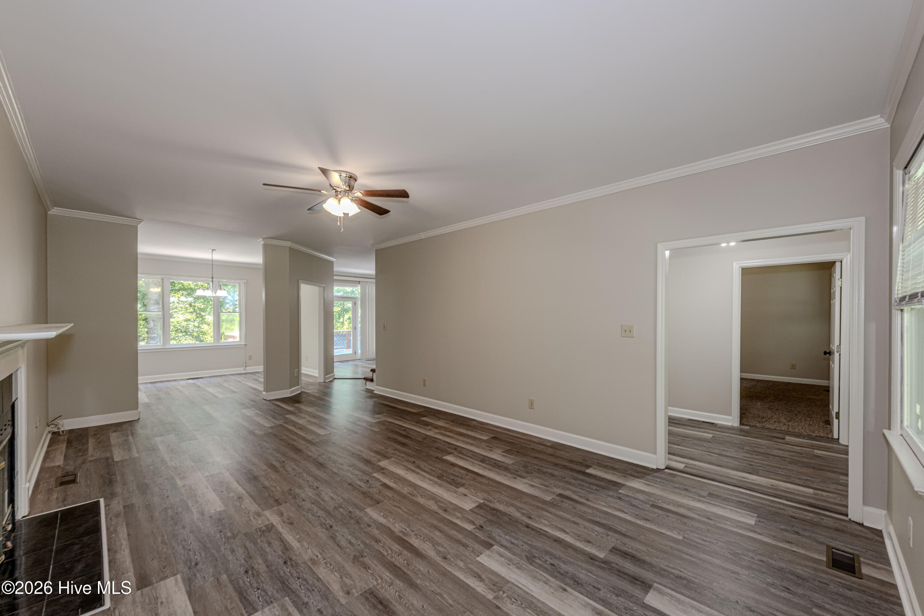 Single Family Residence at 289 Blue Top Road, Jacksonville, NC 28540, photo 6 of 70