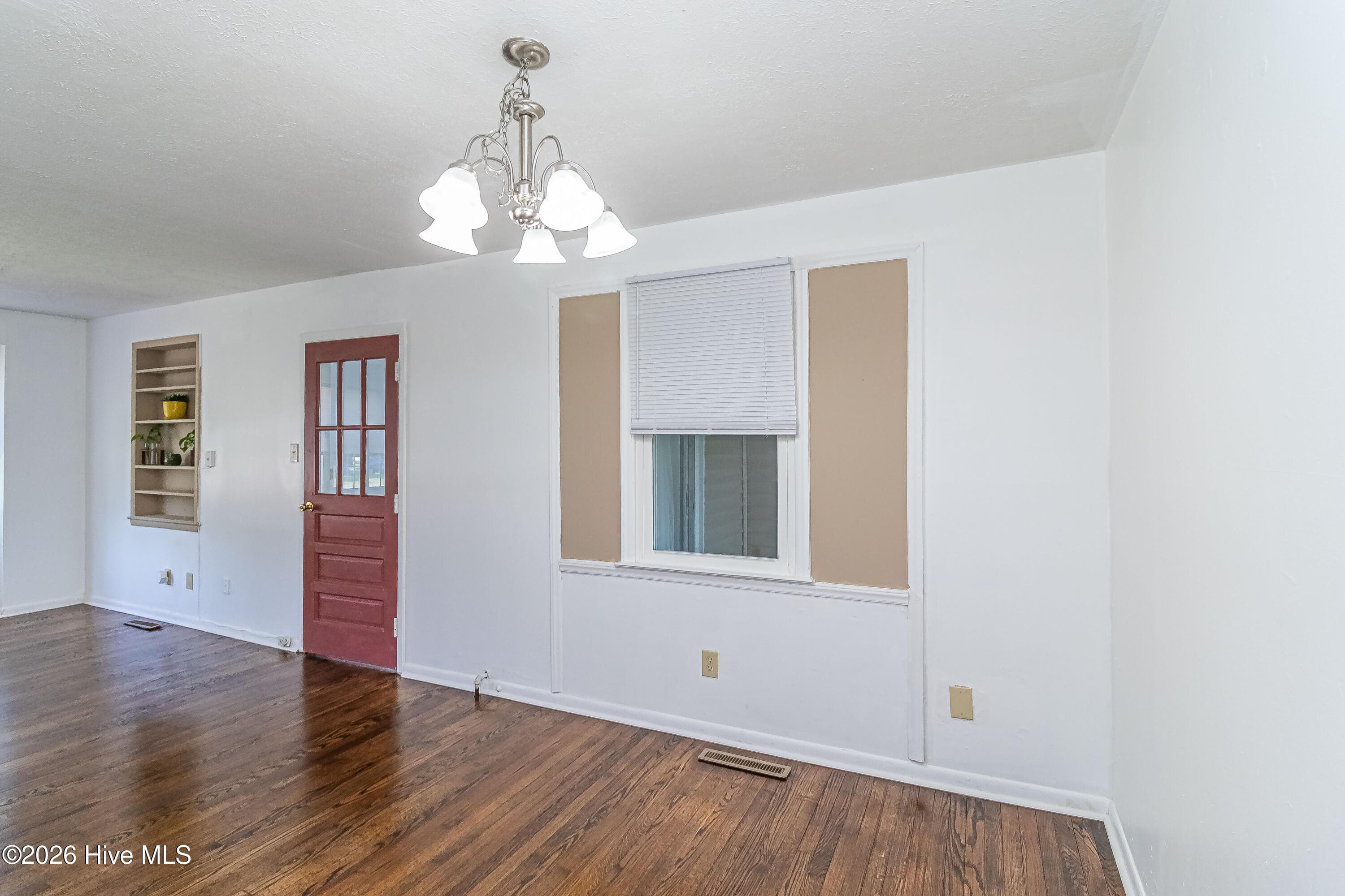 Single Family Residence at 302 Nelson Drive, Goldsboro, NC 27534, photo 13 of 38