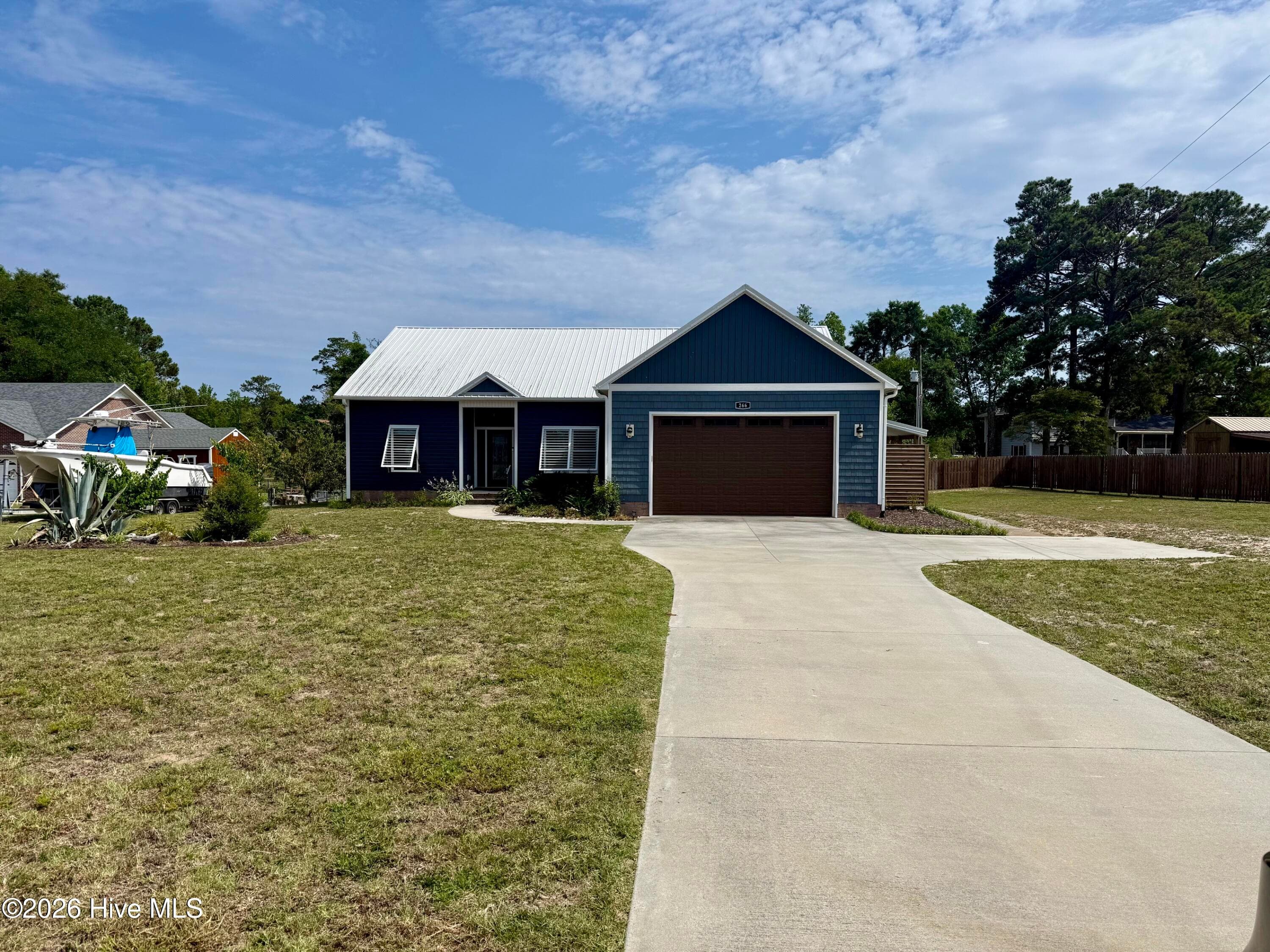 Single Family Residence at 266 Ennett Lane, Sneads Ferry, NC 28460, photo 35 of 39