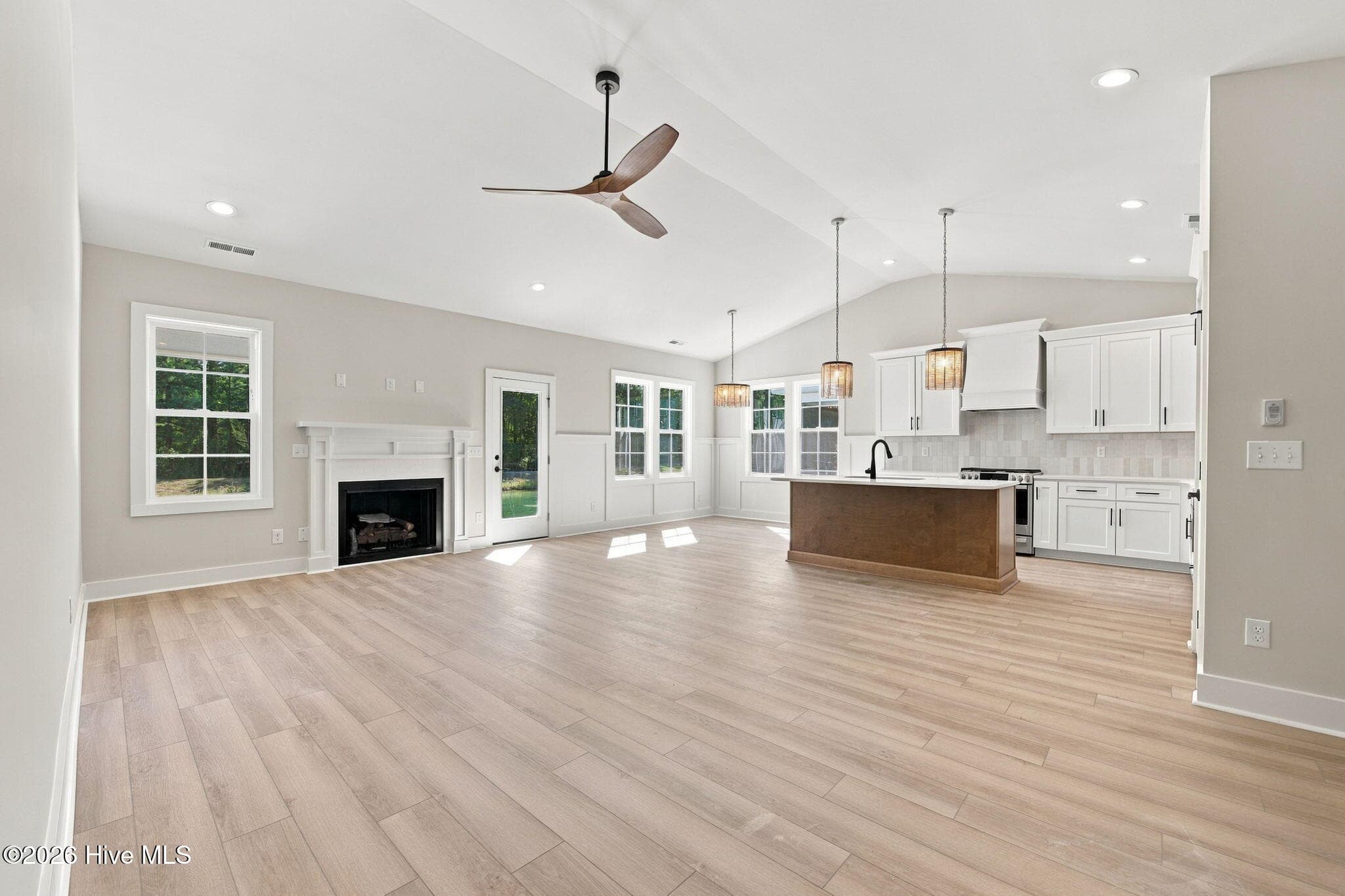 Single Family Residence at 4058 Reunion Pointe Lane, New Bern, NC 28562, photo 28 of 62
