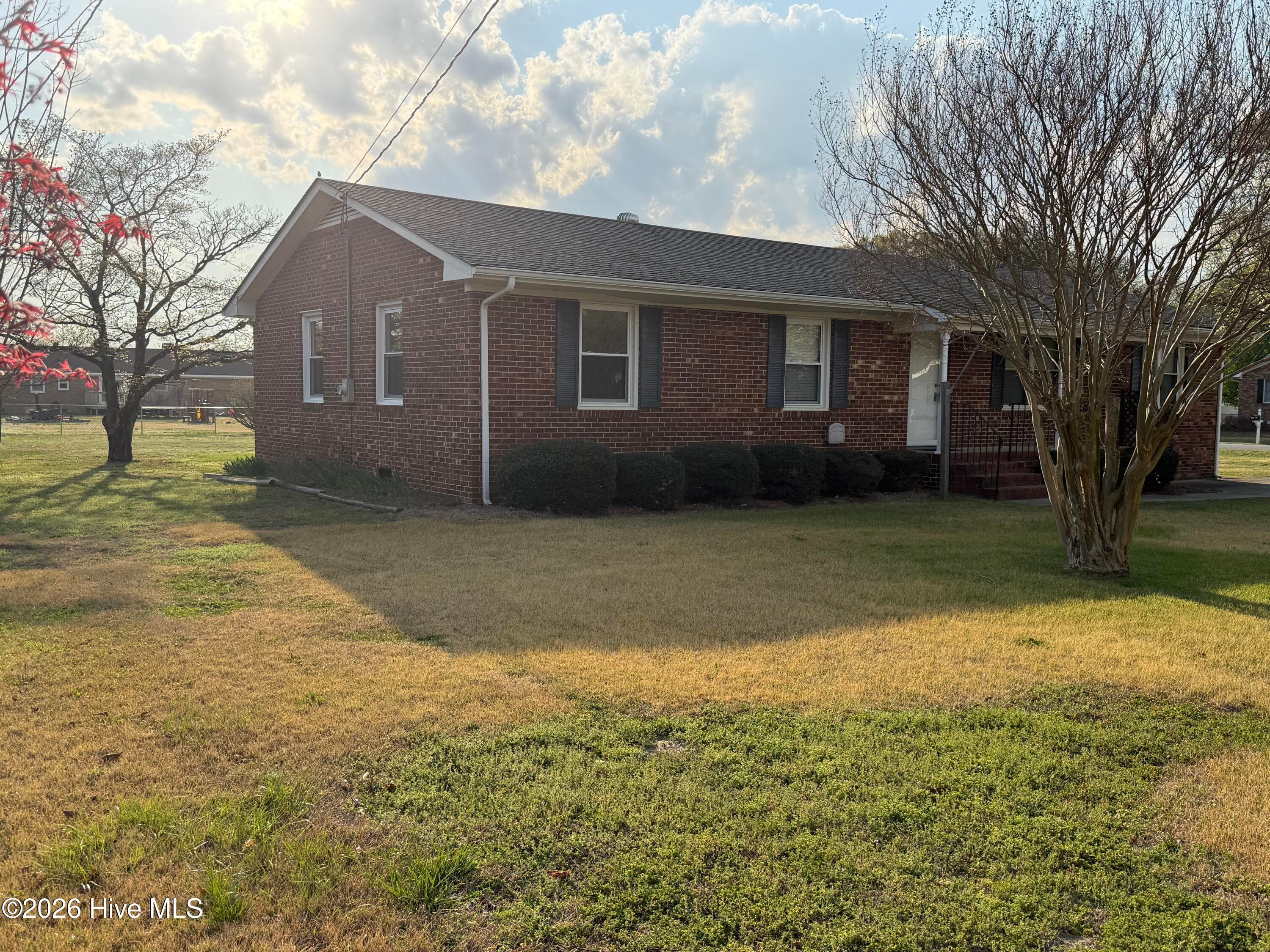 Left side of House - 2992 Cherry Lane, Kinston, NC 28504