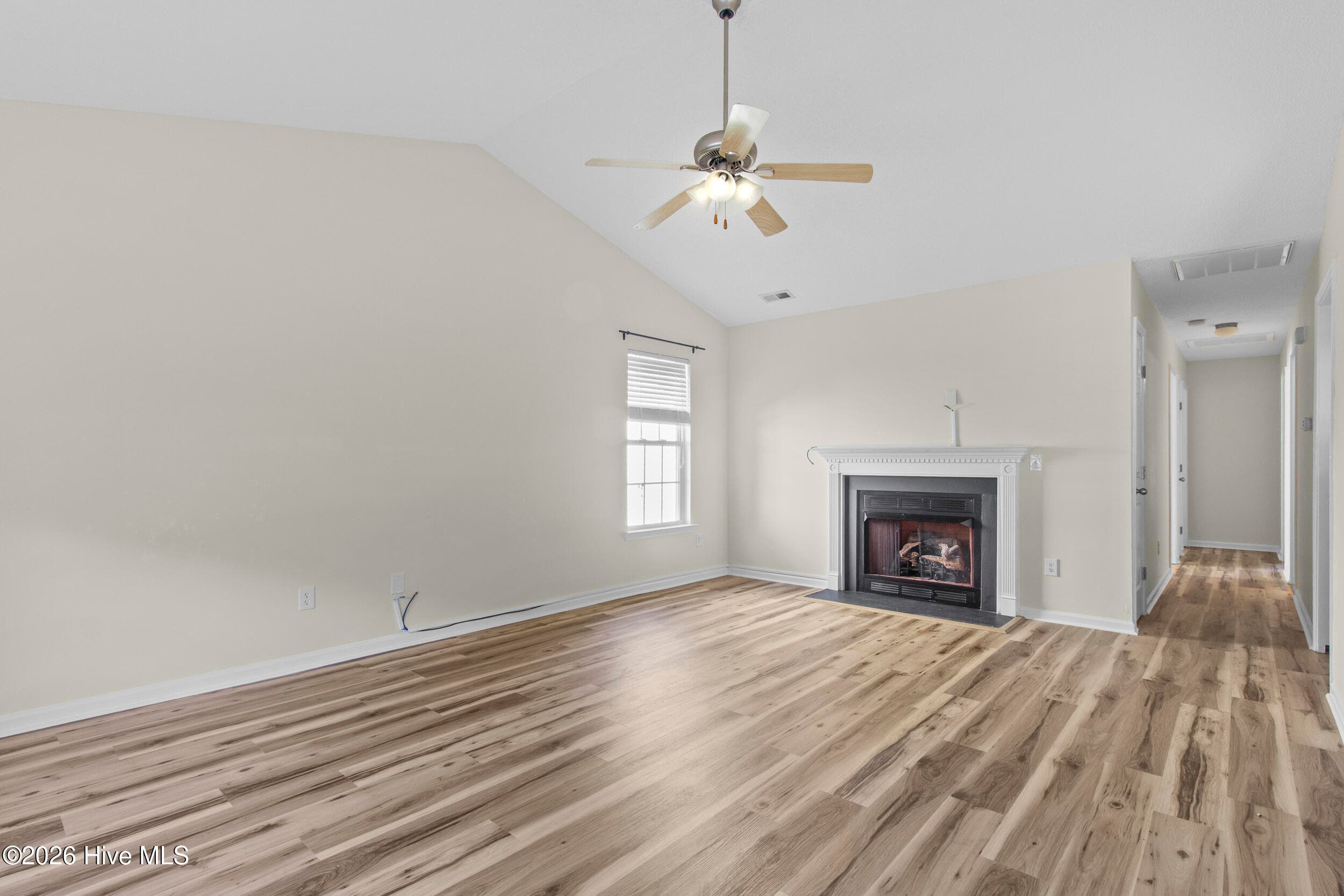 Single Family Residence at 4745 Corena Drive, New Bern, NC 28562, photo 9 of 25