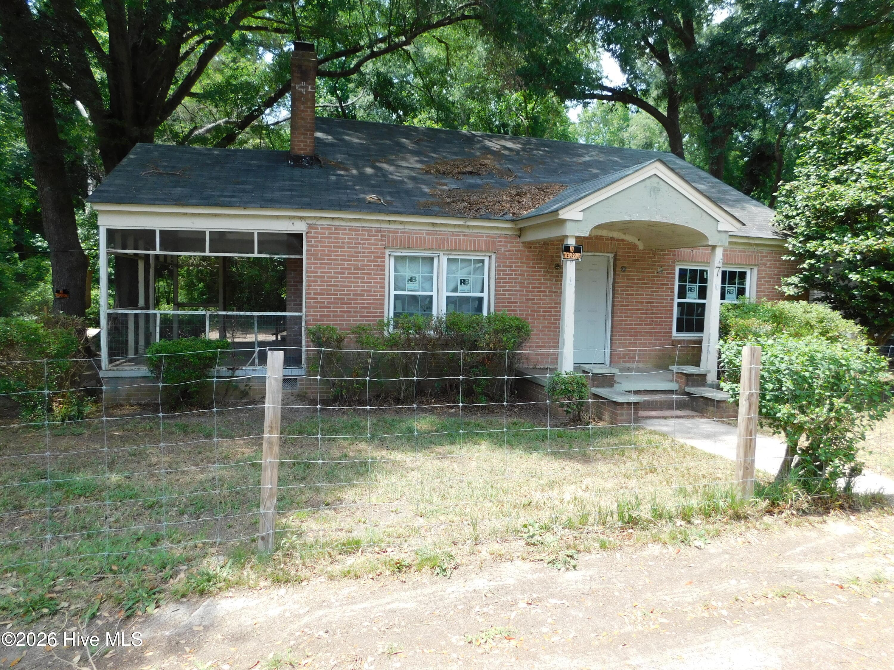 7 First Street, Laurinburg, NC 28352