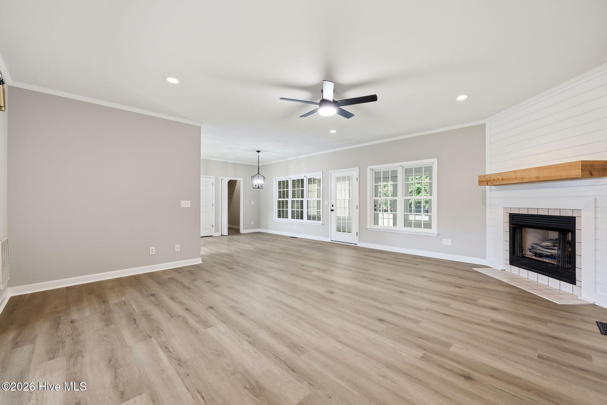 Single Family Residence at 105 Circle Street, Washington, NC 27889, photo 8 of 58
