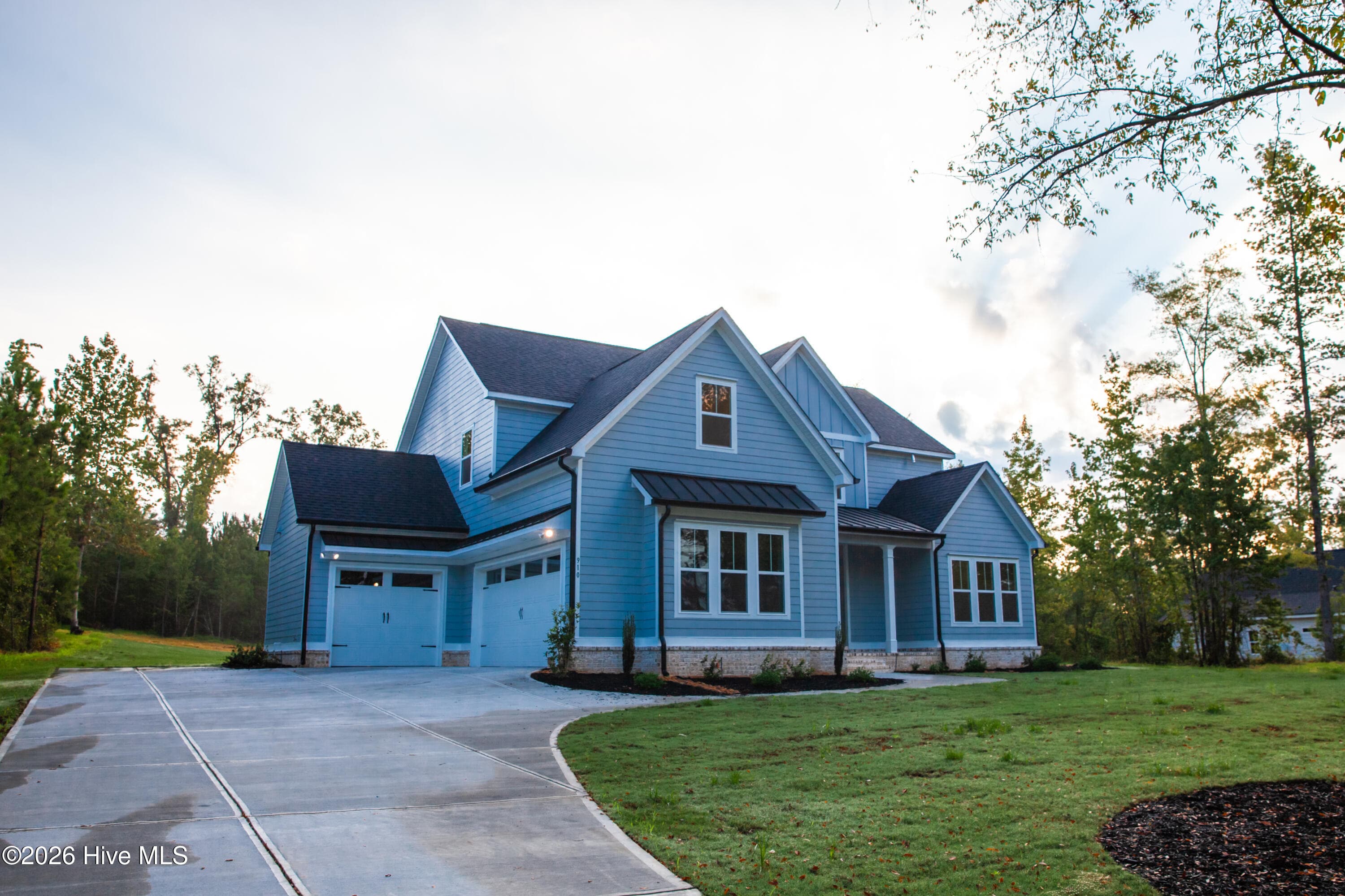 Single Family Residence at 910 Fairbourne Drive, Grovetown, GA 30813, photo 4 of 34