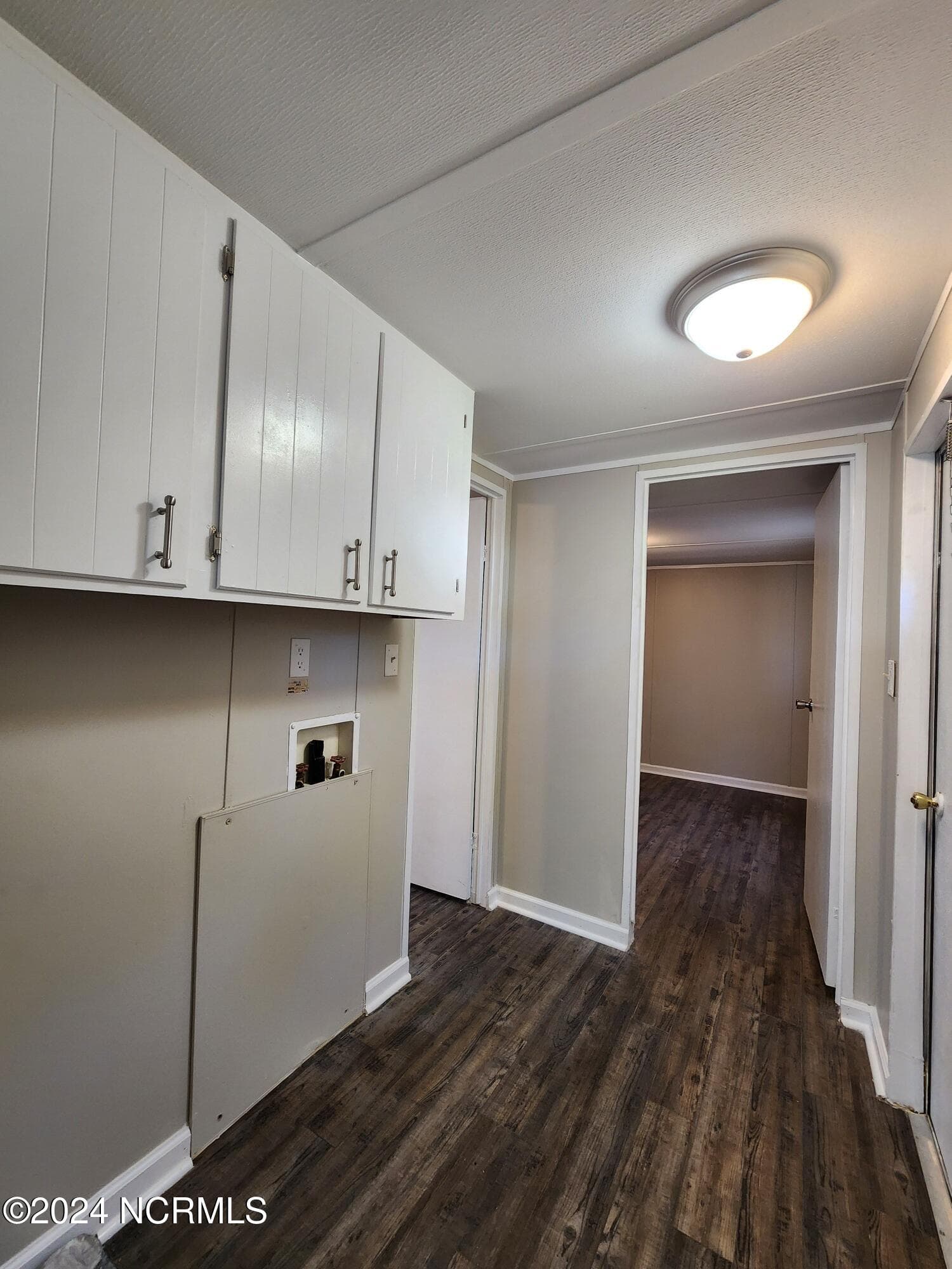 Manufactured Home at 15 Marlette Street, Hubert, NC 28539, photo 14 of 20