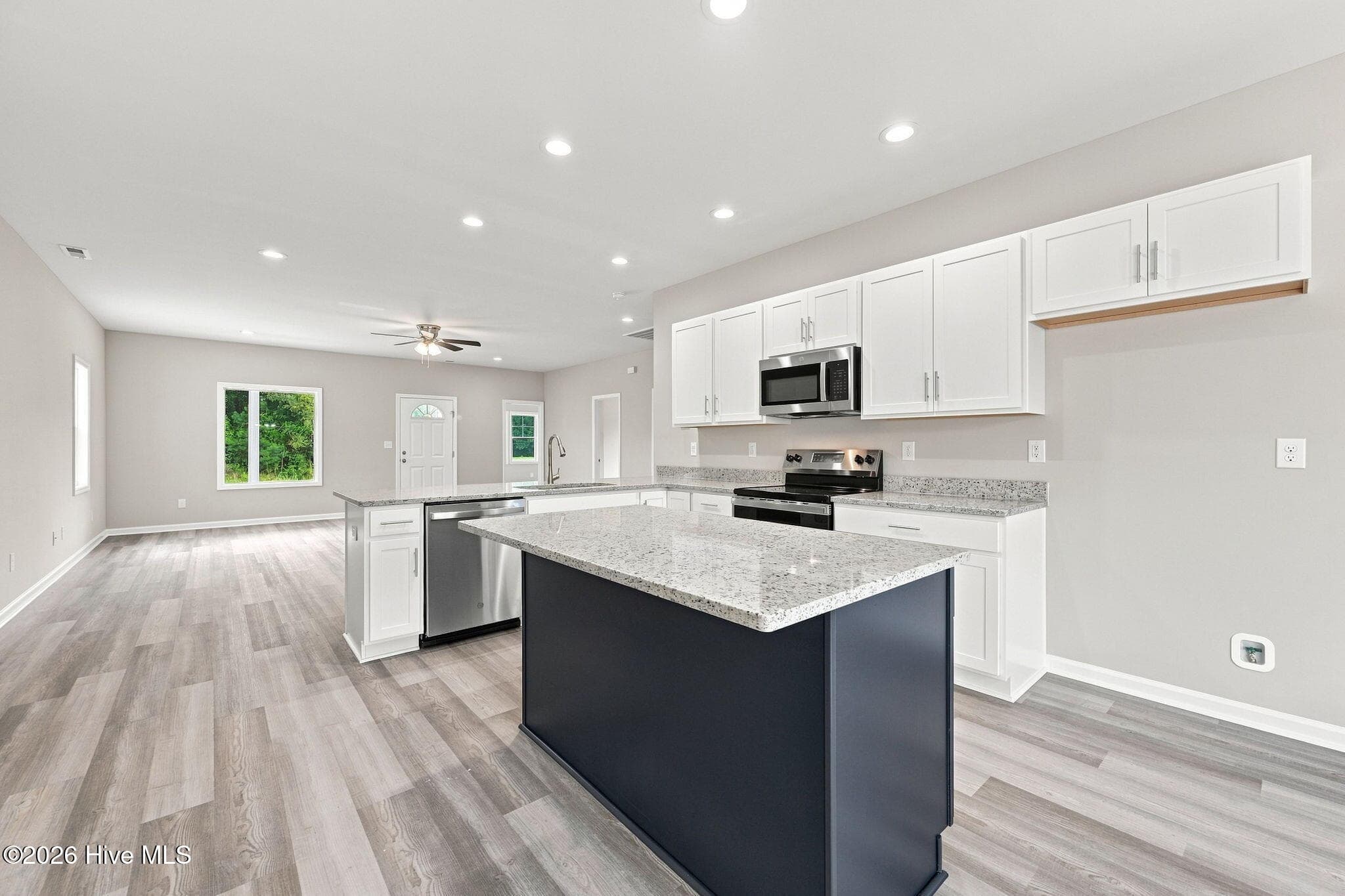 Single Family Residence at 589 Batchelor Road, Richlands, NC 28574, photo 19 of 54