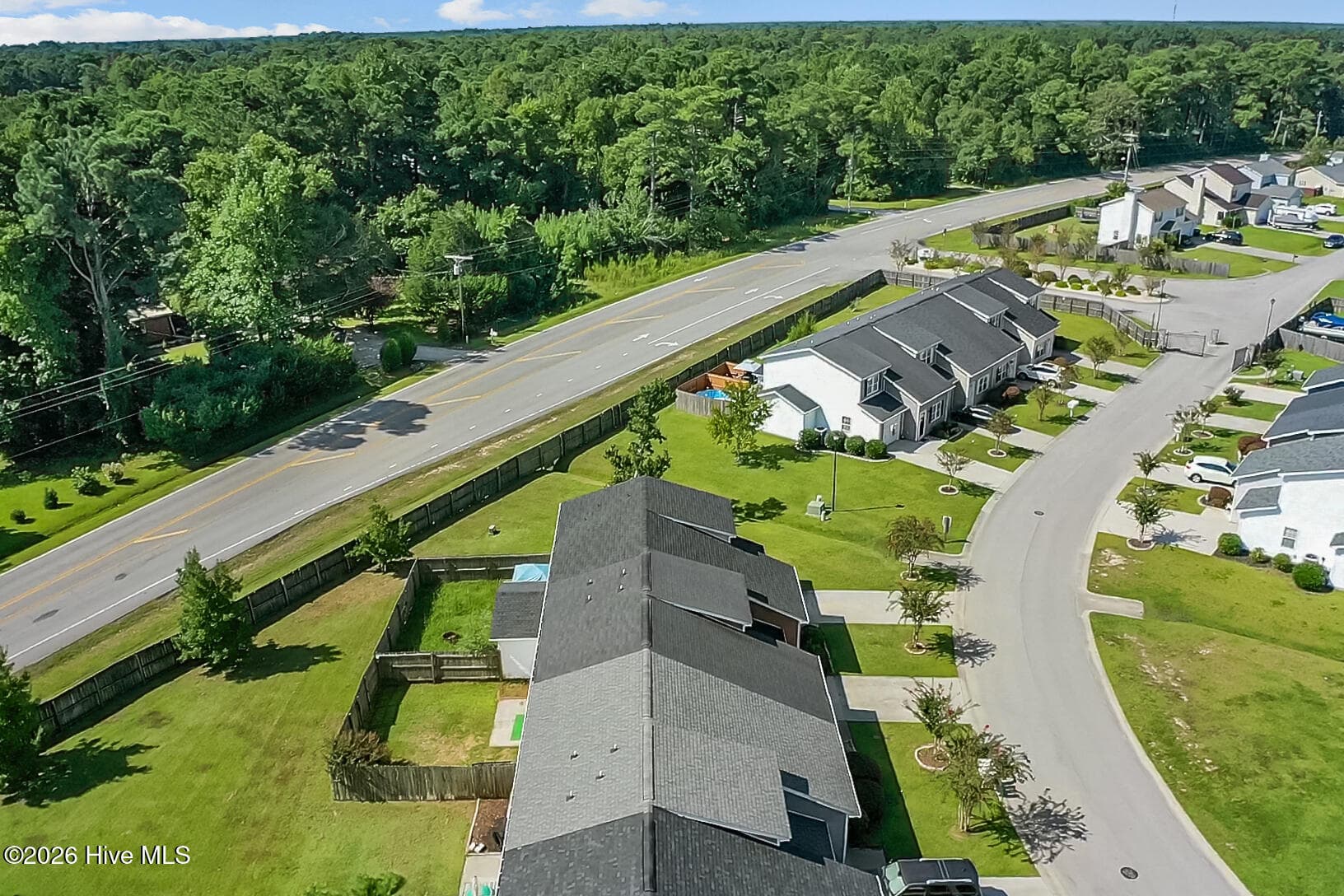 Townhouse at 110 Creeker Town Way, Hubert, NC 28539, photo 18 of 44