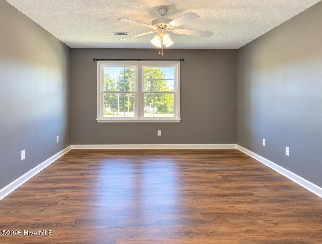 Nice sized owner bedroom. New flooring throughout with walk in closet and bathroom suite. - 4164 Quail Springs Circle, Augusta, GA 30907