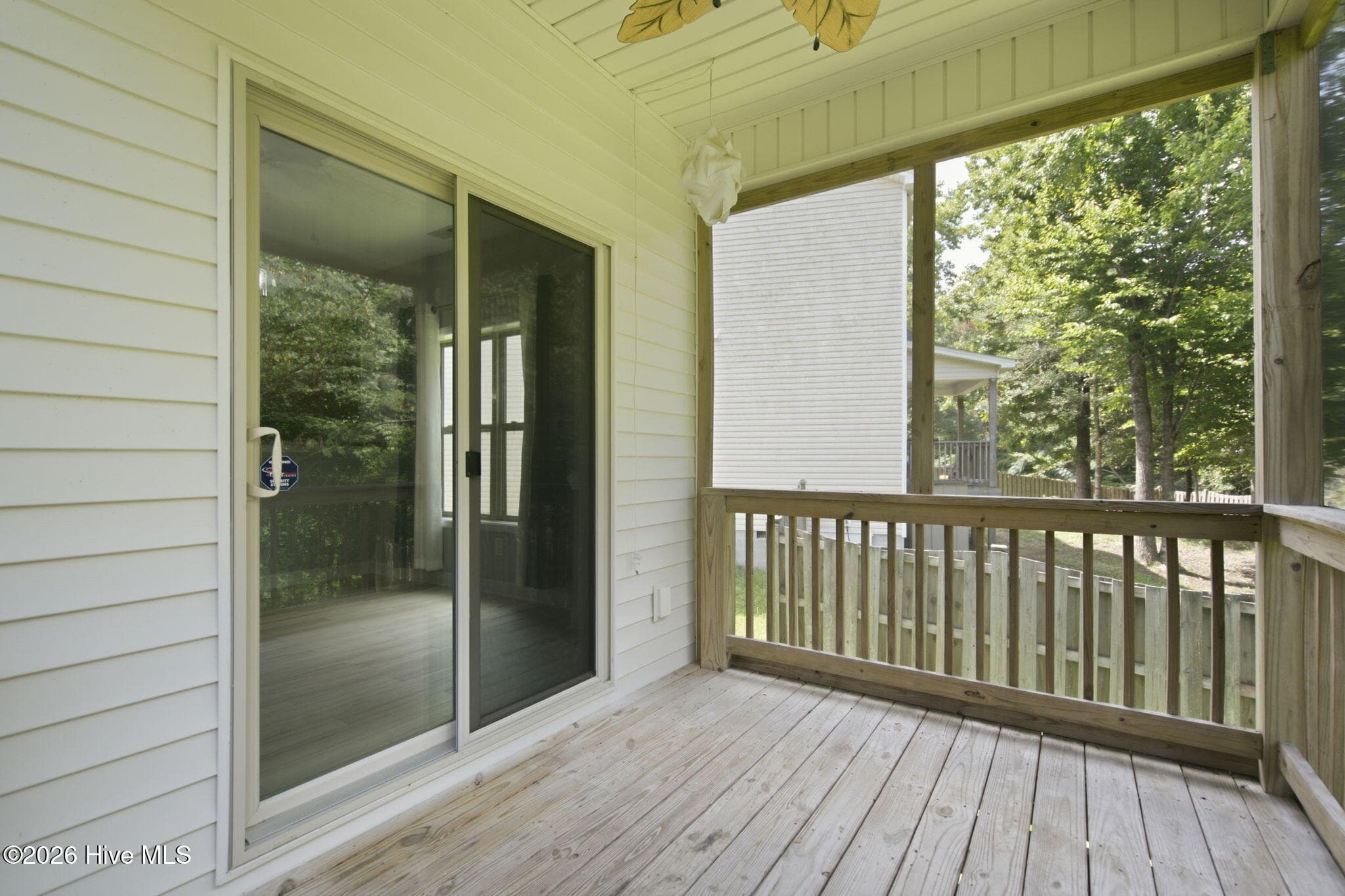 Single Family Residence at 124 Katrina Street, Sneads Ferry, NC 28460, photo 2 of 3