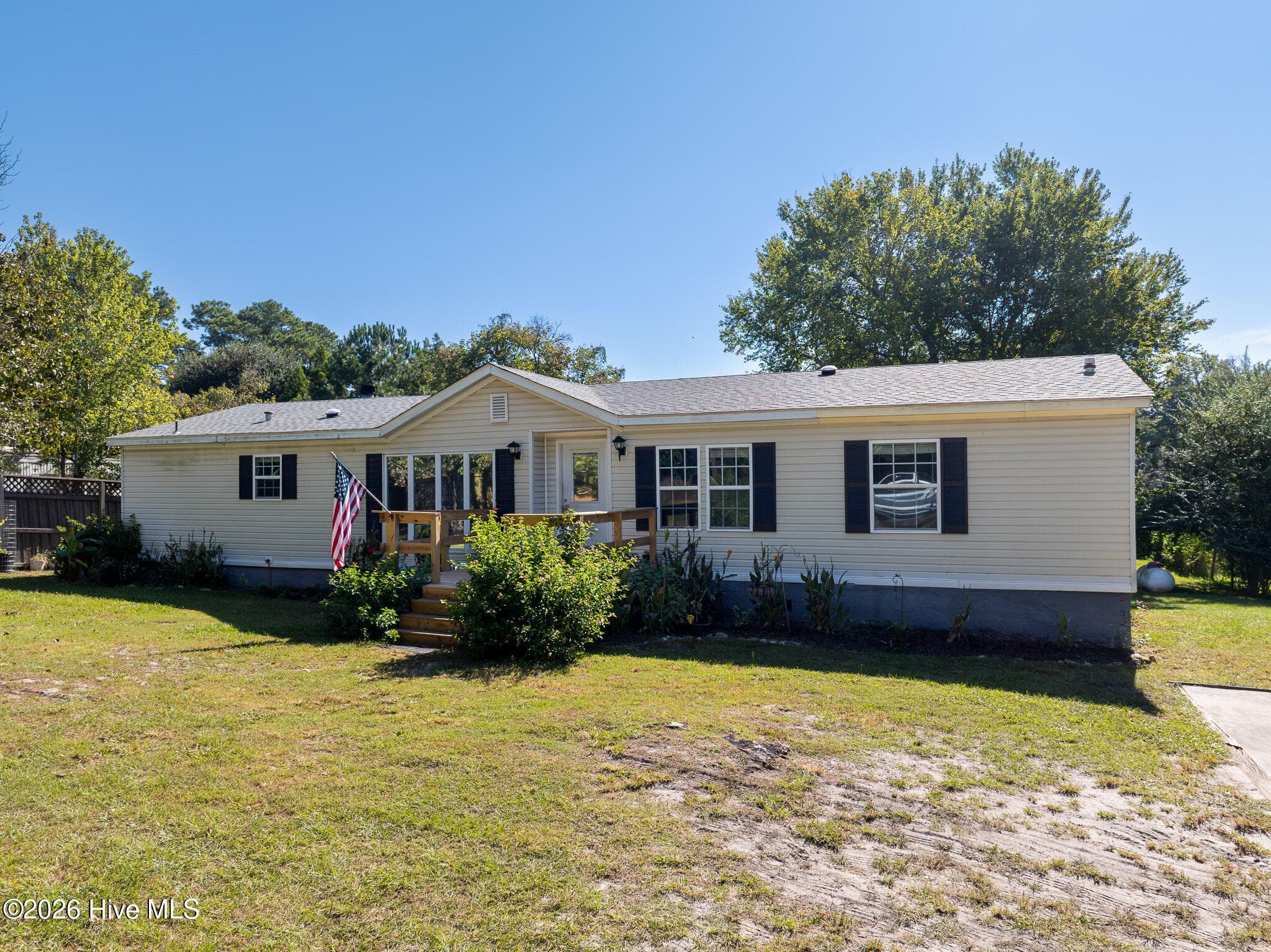Manufactured Home at 1608 Patsy Lane, Wilmington, NC 28405, photo 6 of 51
