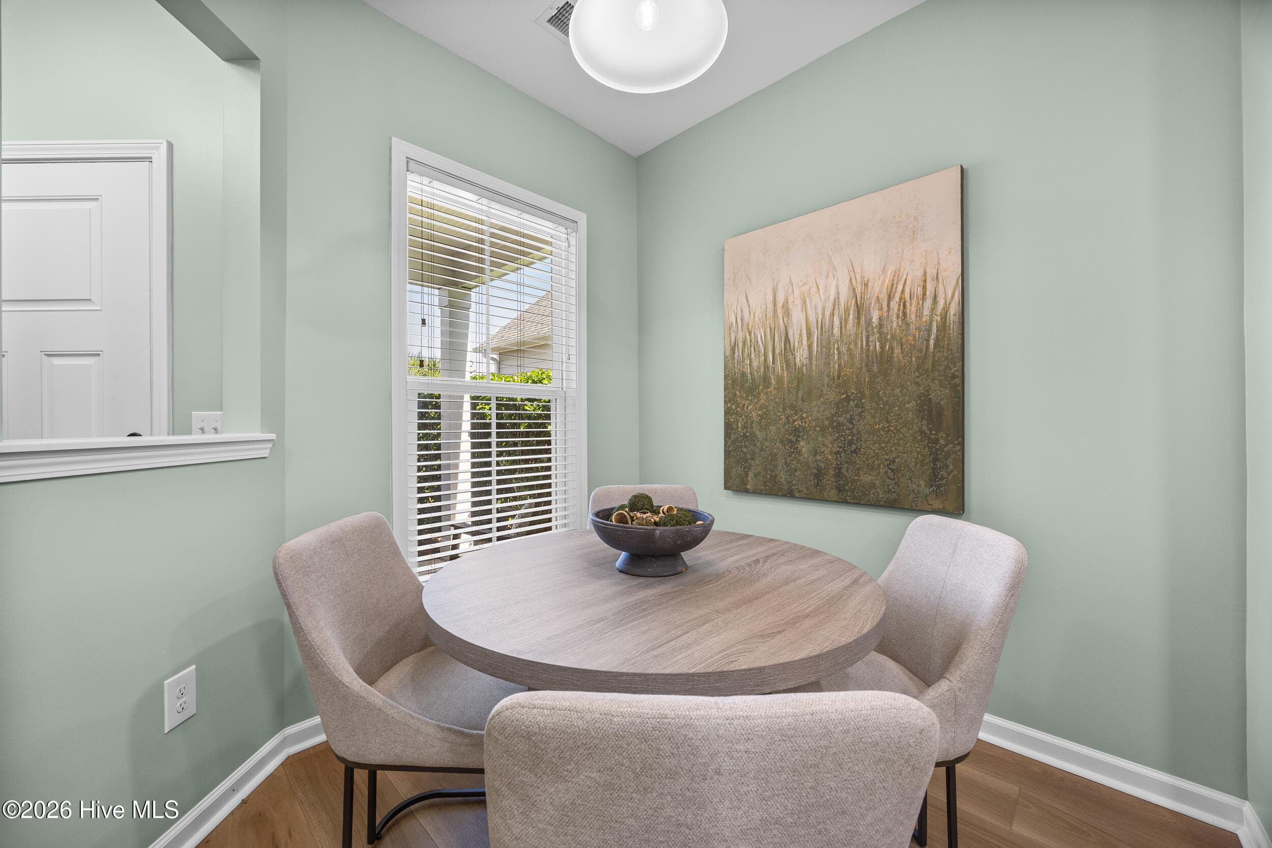 Single Family Residence at 3708 Old Sand Mine Drive, Wilmington, NC 28412, photo 9 of 43