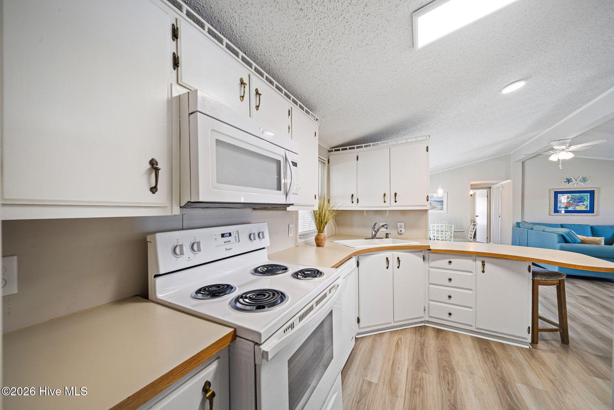 Manufactured Home at 9105 W 9th Street, Surf City, NC 28445, photo 23 of 73