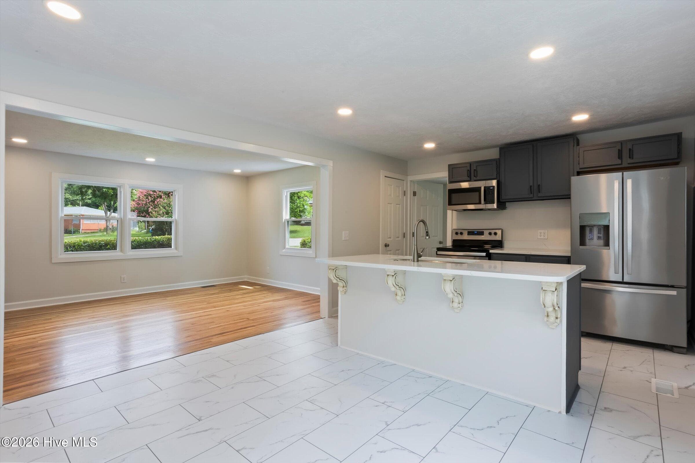 Single Family Residence at 1019 Skyview Drive, North Augusta, SC 29841, photo 11 of 45
