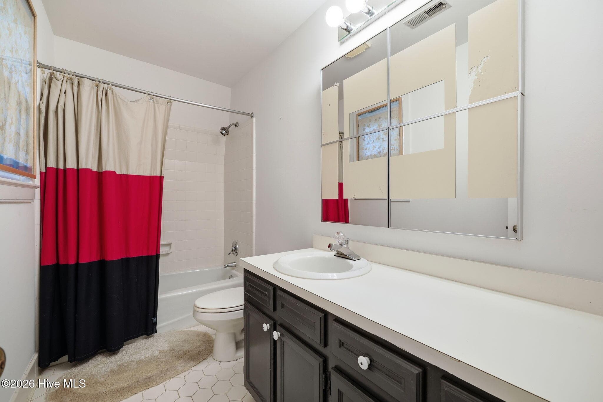 Single Family Residence at 1608 Canterbury Road, Greenville, NC 27858, photo 41 of 57