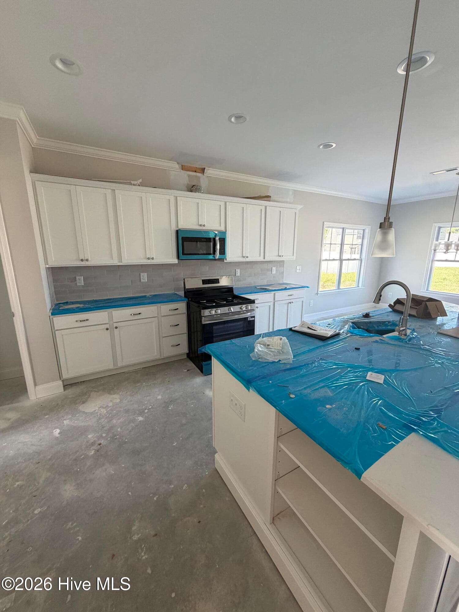 Single Family Residence at 304 Sparrow Court, Greenville, NC 27858, photo 3 of 36