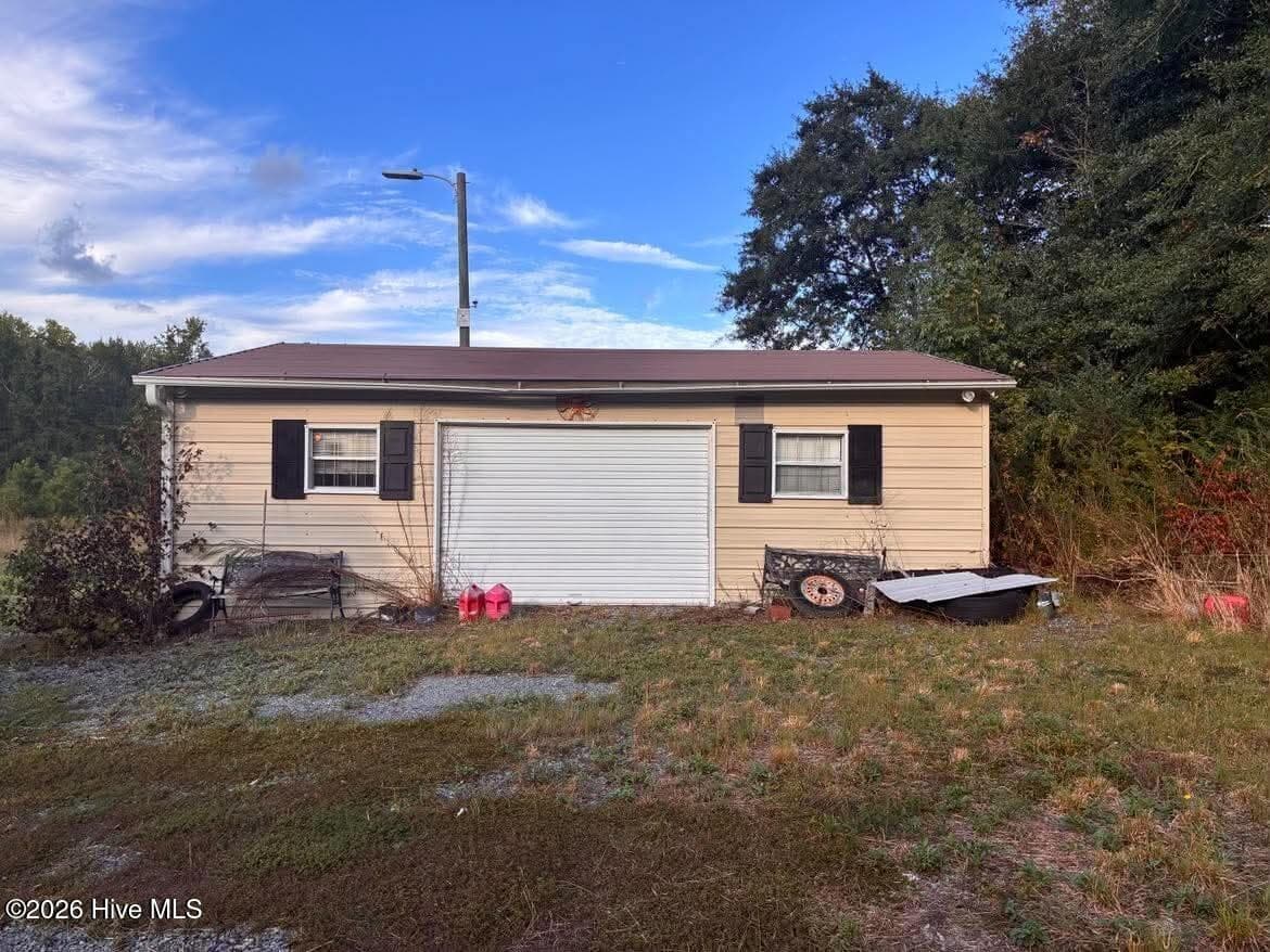 Manufactured Home at 1181 Lobelia Road, Vass, NC 28394, photo 47 of 61