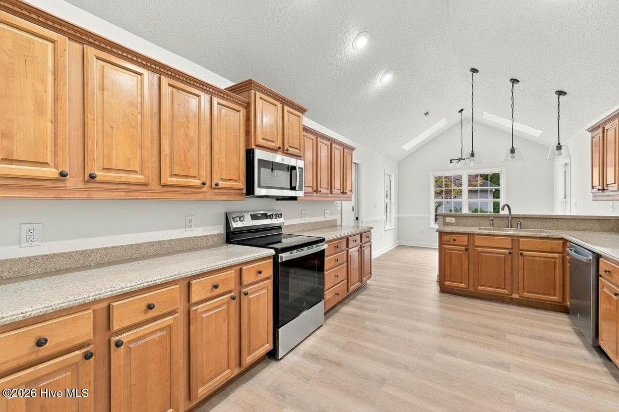 Single Family Residence at 9156 Oak Ridge Plantation Drive SW, Calabash, NC 28467, photo 11 of 29