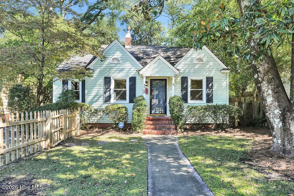 2029 Burnett Boulevard, Wilmington, NC 28401