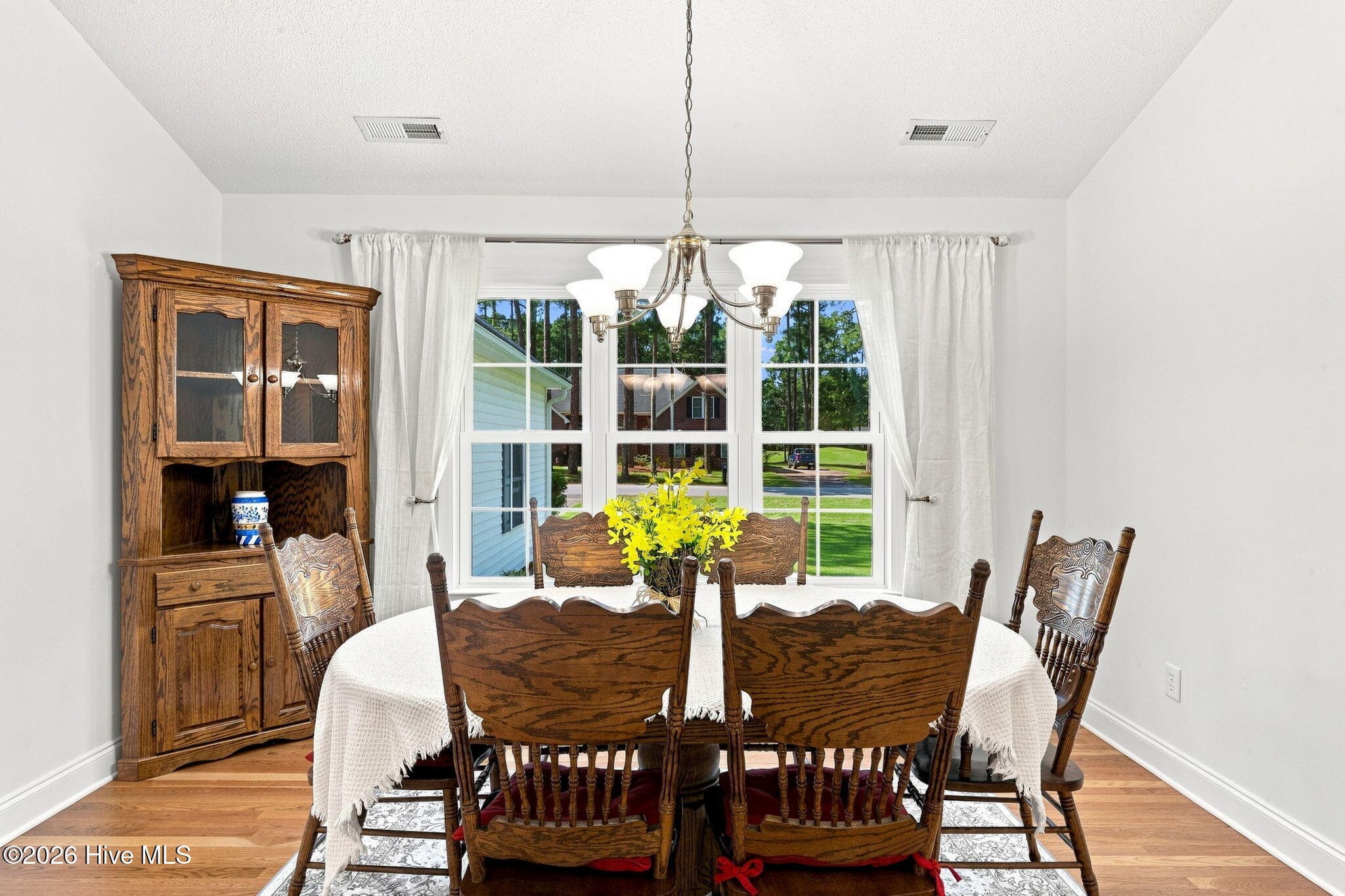 Single Family Residence at 2119 Royal Pines Drive, New Bern, NC 28560, photo 11 of 58