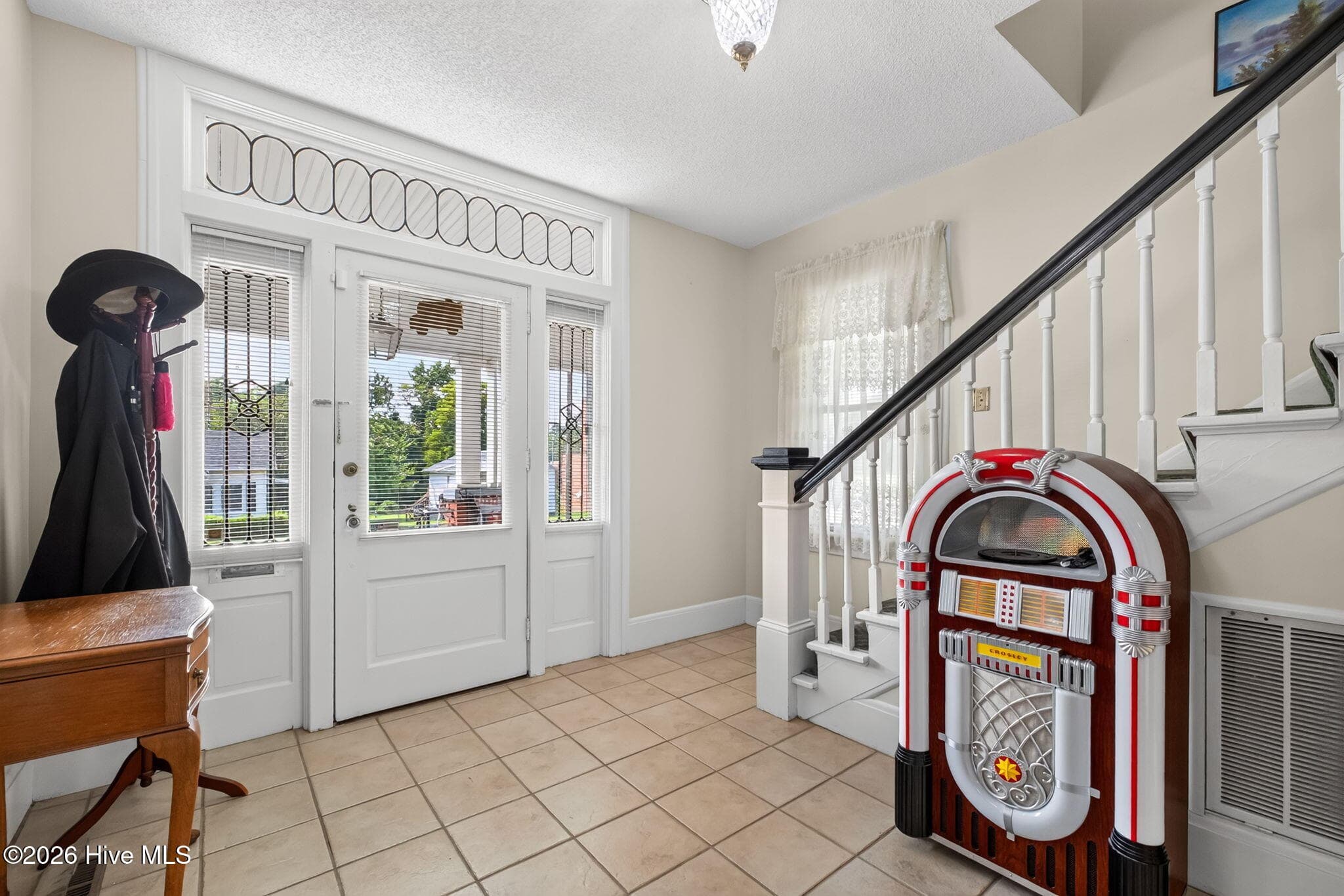 Single Family Residence at 306 S James Street, Goldsboro, NC 27530, photo 7 of 52
