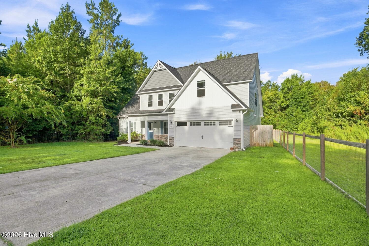 Single Family Residence at 384 Union Chapel Church Road, Richlands, NC 28574, photo 7 of 40