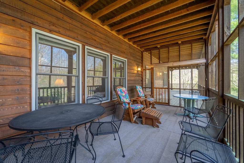 Residential at 750 Double Springs Drive, Almond, NC 28702, photo 5 of 5