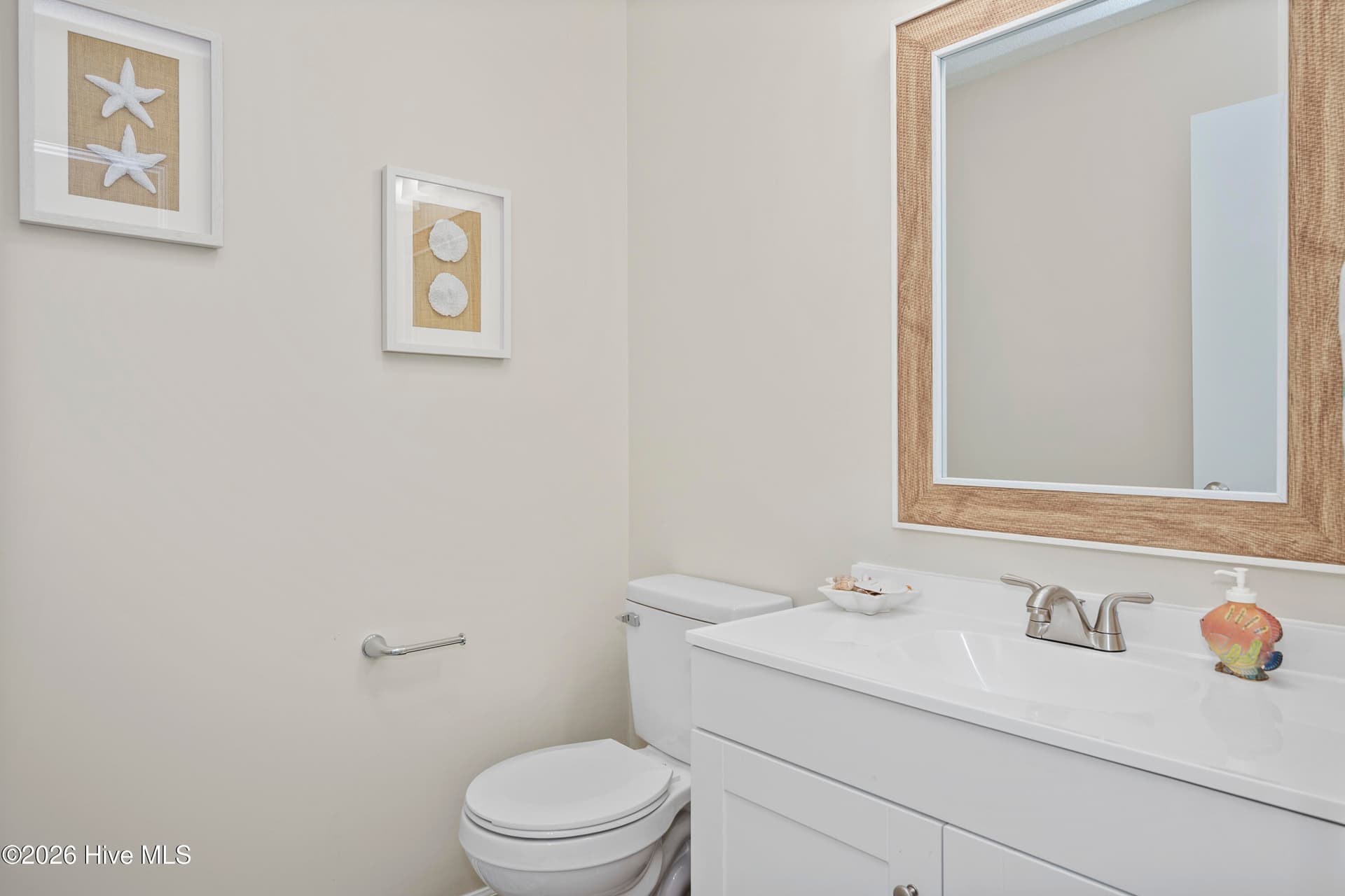 Single Family Residence at 1004 Ocean Drive, Emerald Isle, NC 28594, photo 16 of 48