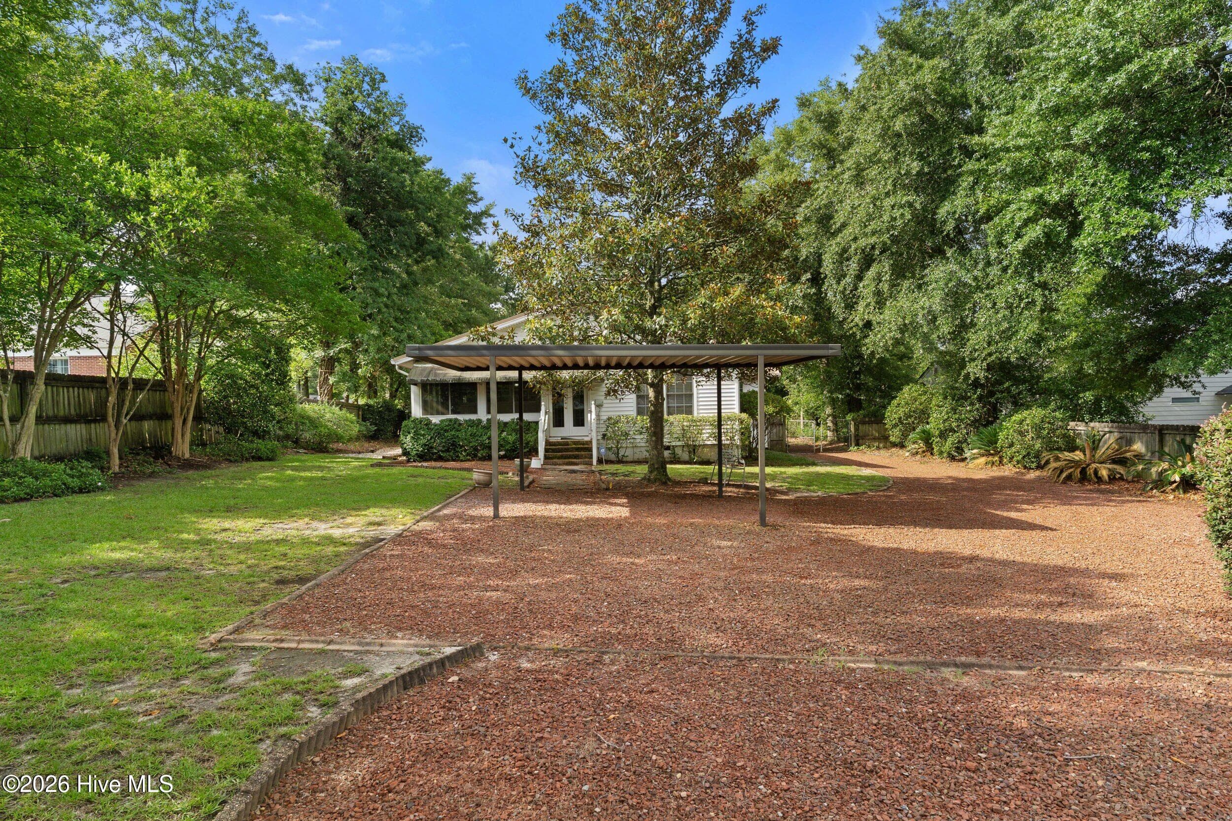 Single Family Residence at 2735 Henry Street, Augusta, GA 30909, photo 5 of 5