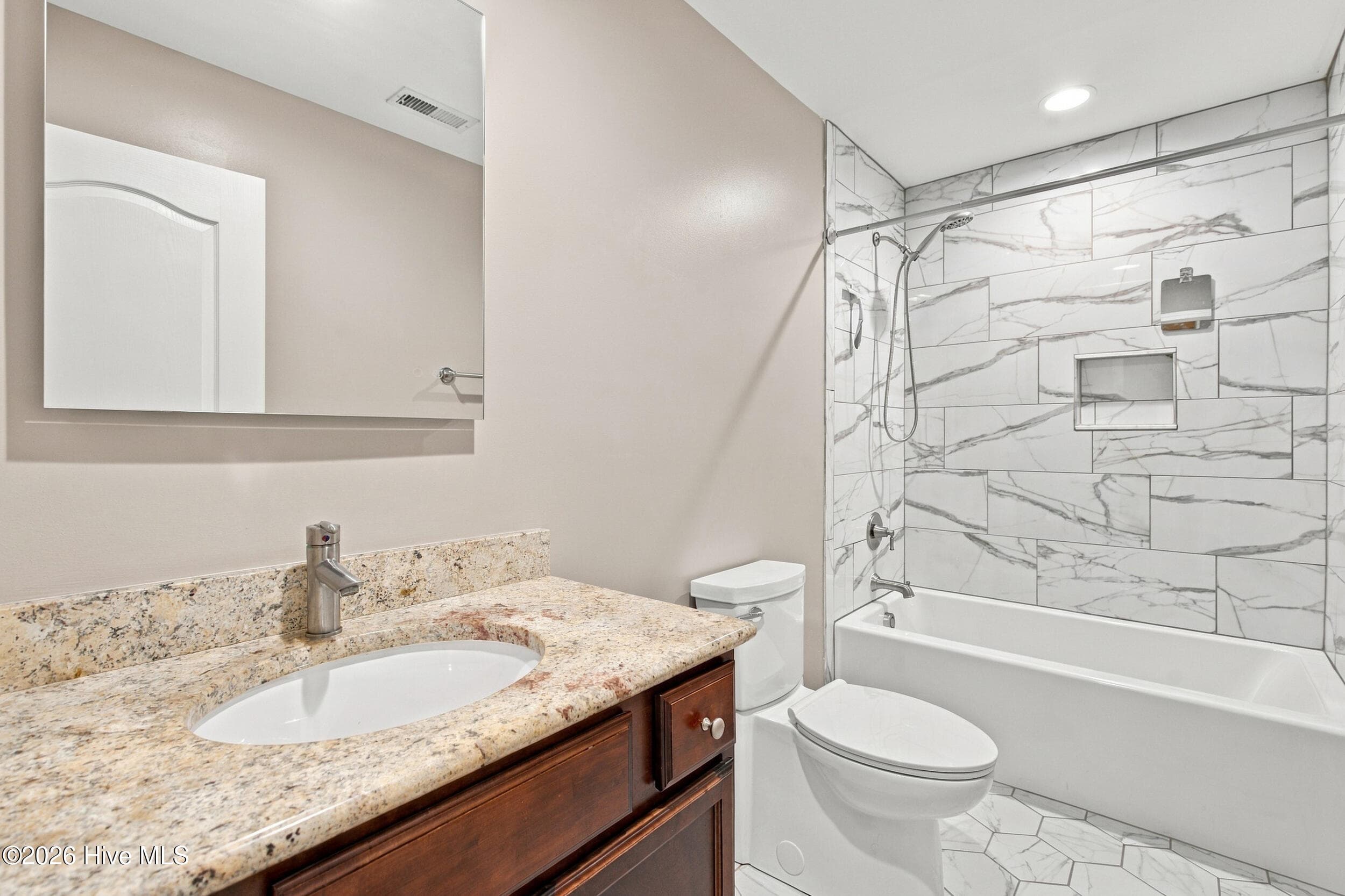 Single Family Residence at 1570 Stones Edge Loop, Wilmington, NC 28405, photo 31 of 64
