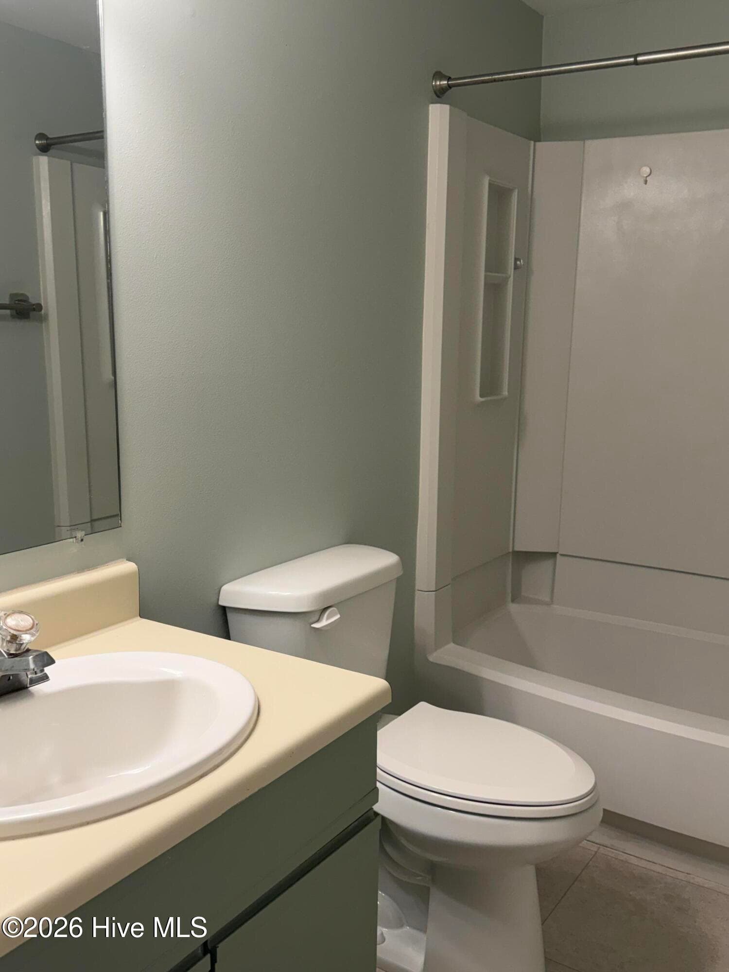 Townhouse at 231 St Luke Court, Wilmington, NC 28409, photo 11 of 17