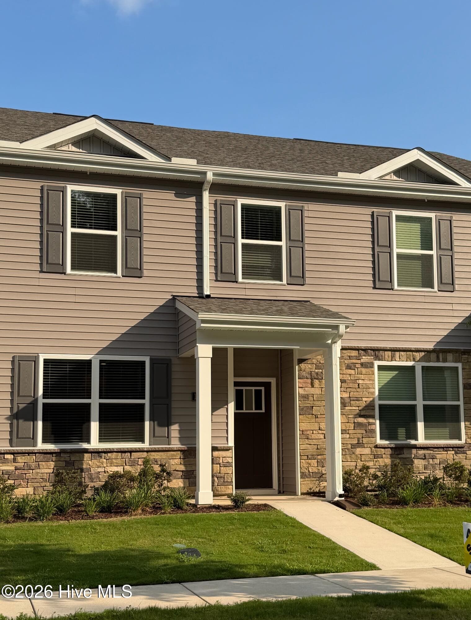 1042 Bayard Wootten Way, New Bern, NC 28562