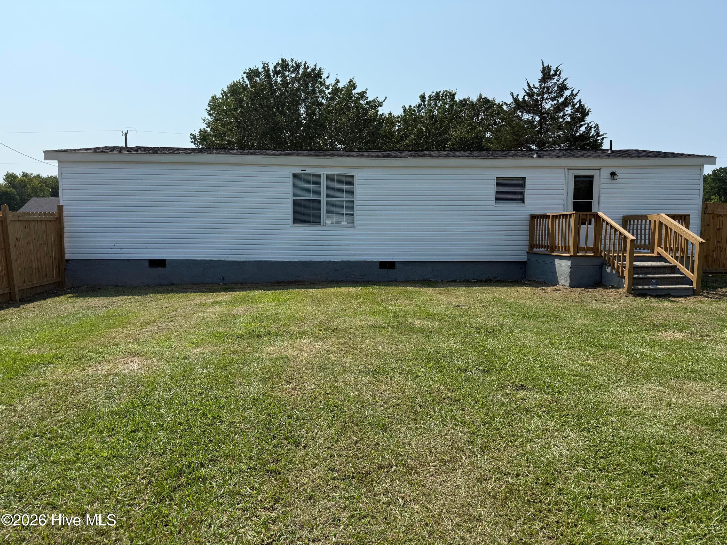 Manufactured Home at 6362 Faith Baptist Church Road, Pinetops, NC 27864, photo 26 of 31