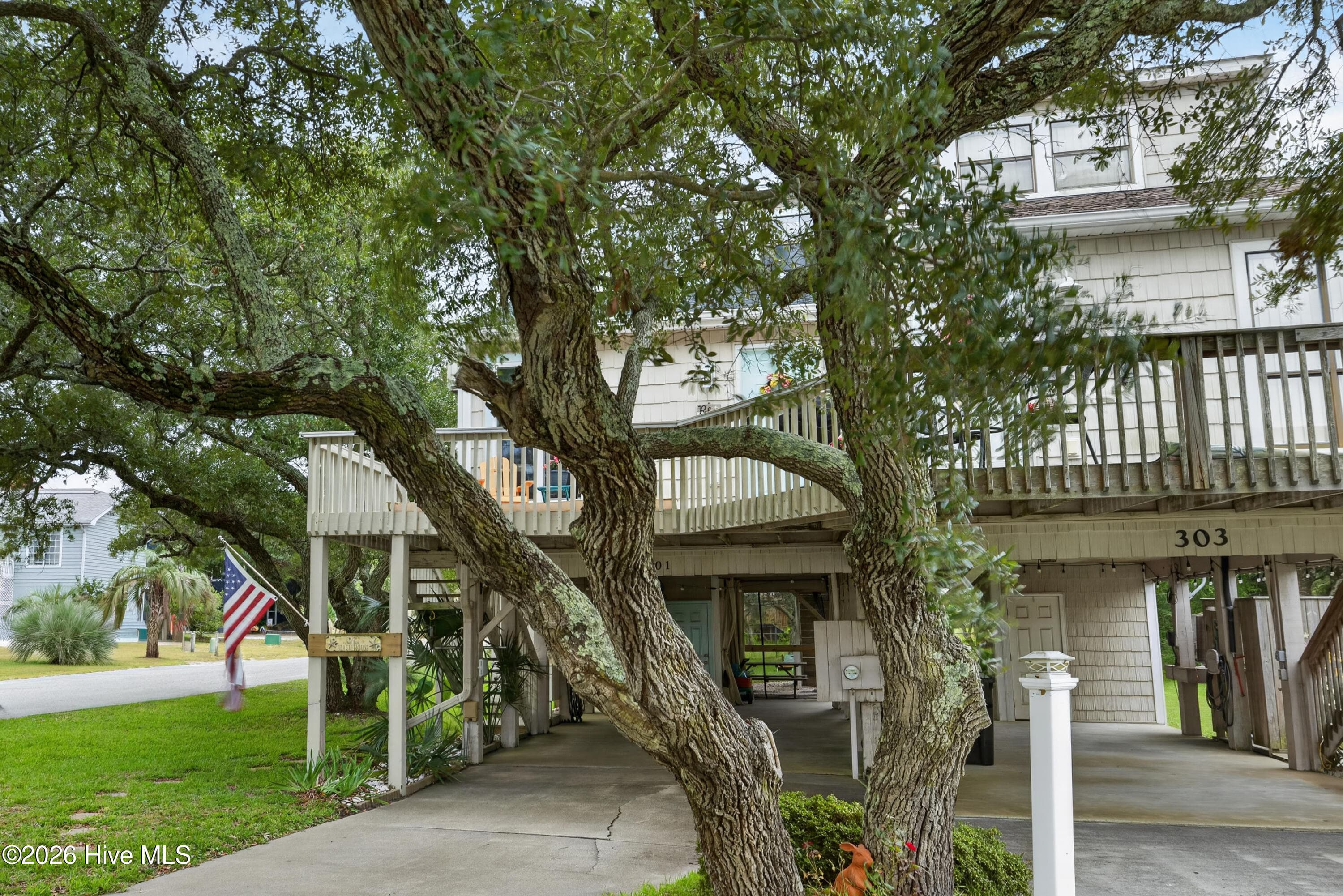 Lovely duplex - 301 Bay Circle, North Topsail Beach, NC 28460