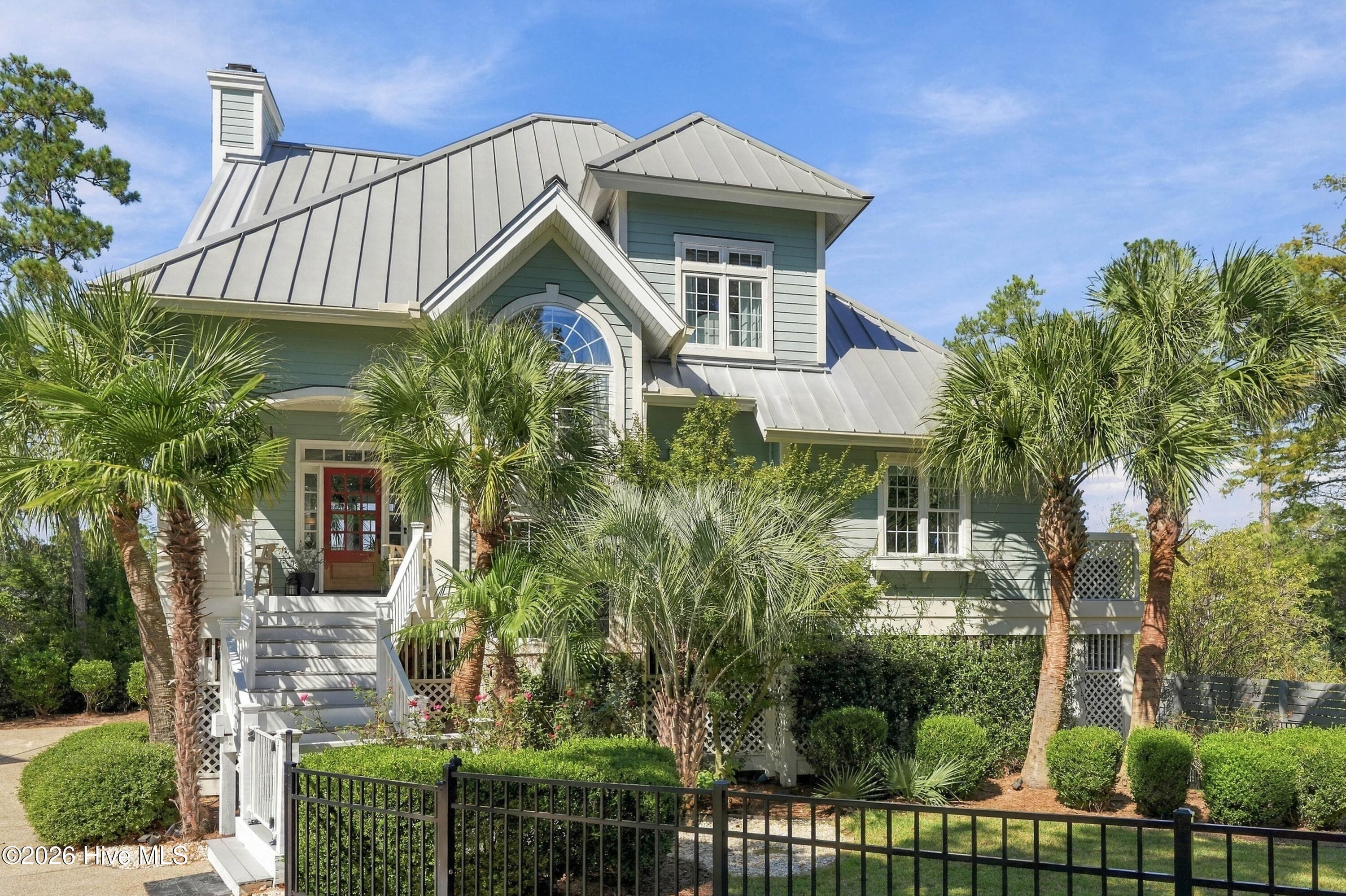 Single Family Residence at 1316 Heron Run Drive, Wilmington, NC 28403, photo 3 of 38