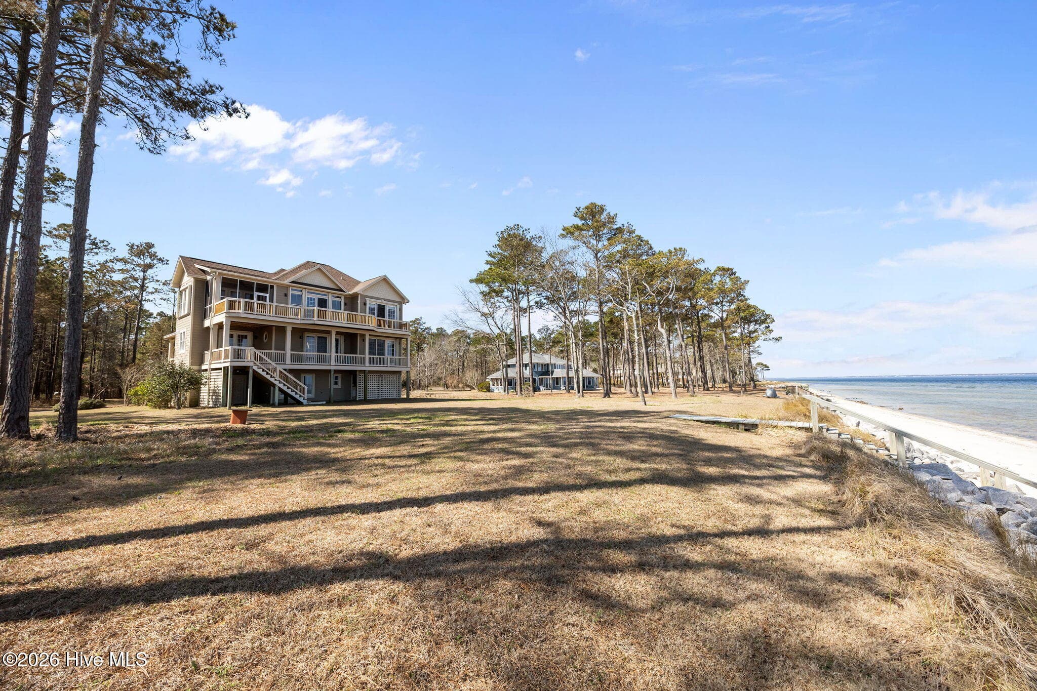 Single Family Residence at 486 Sandy Point Drive, Beaufort, NC 28516, photo 12 of 88