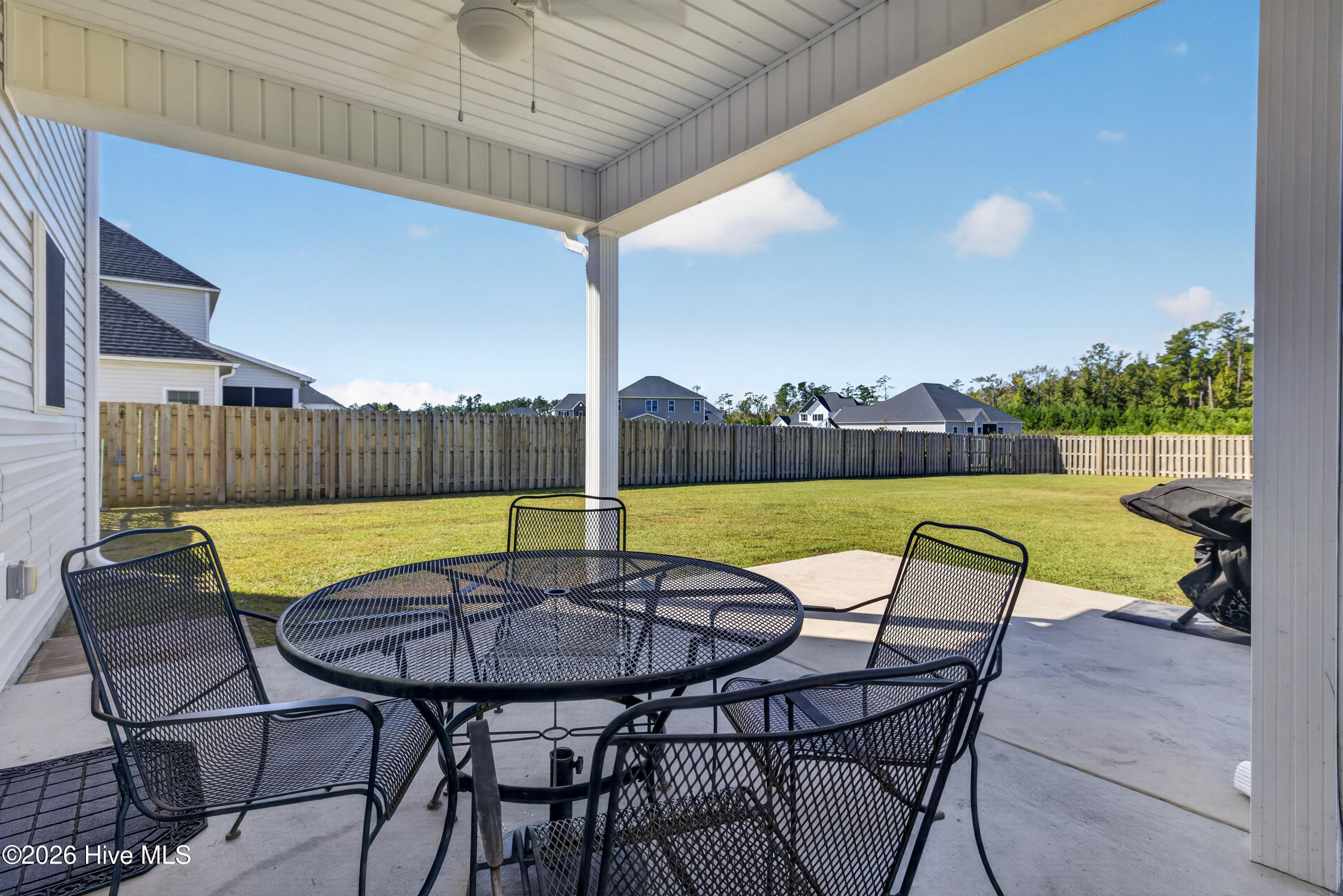 Single Family Residence at 30 W Broughton Lane, Rocky Point, NC 28457, photo 38 of 41