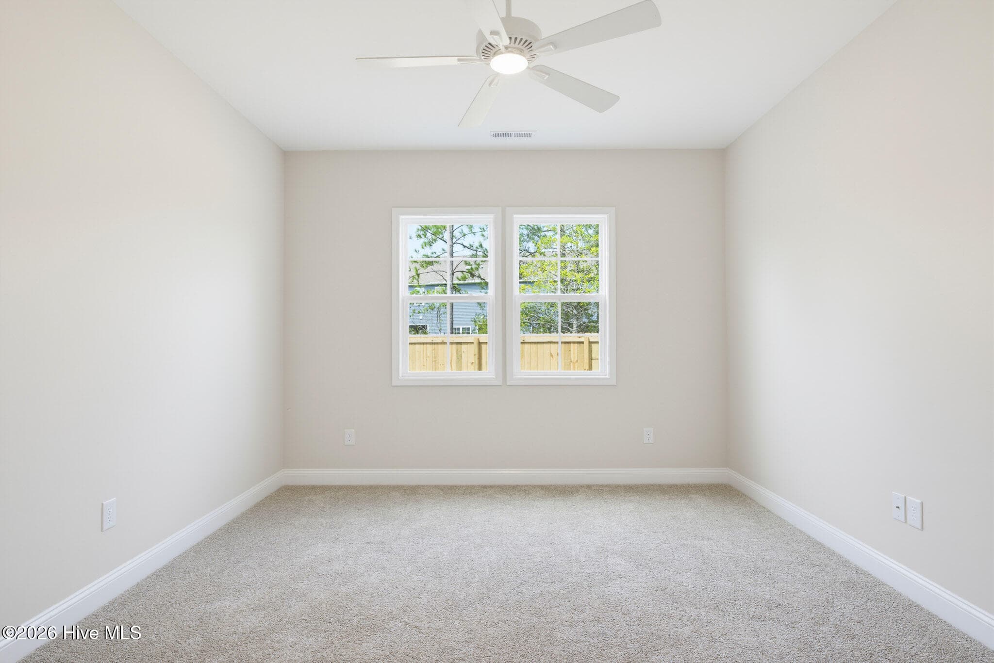 Townhouse at 305 Coastal Reef Court, Holly Ridge, NC 28445, photo 16 of 27