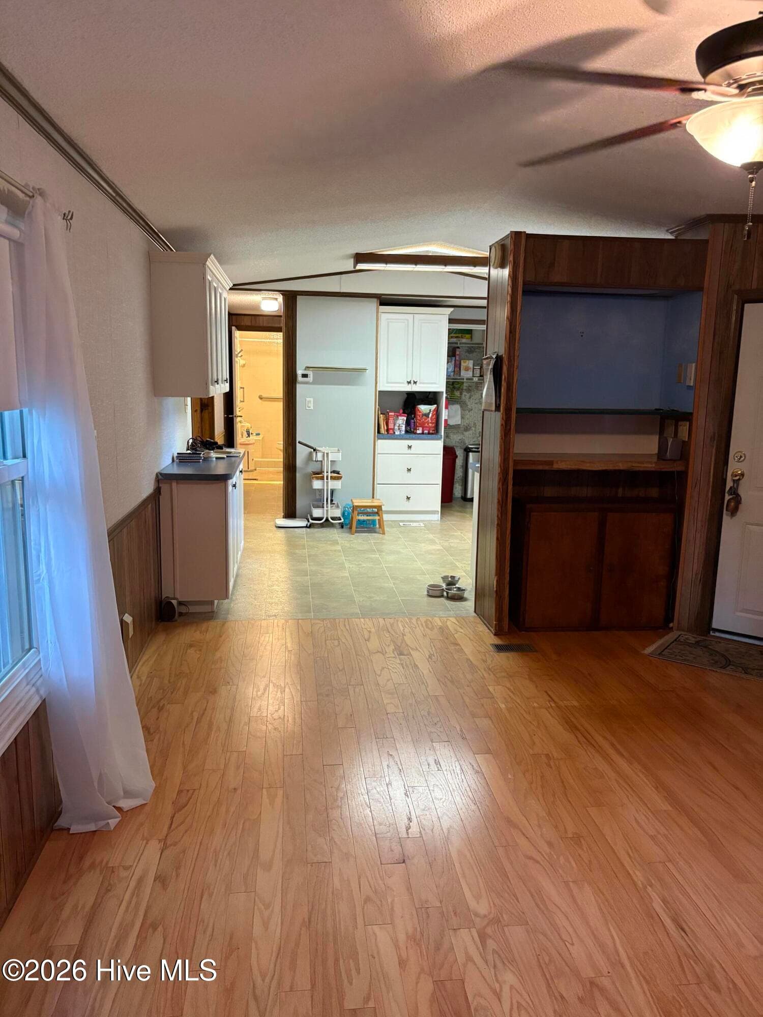 Manufactured Home at 114 Lejeune Road, Cape Carteret, NC 28584, photo 13 of 57