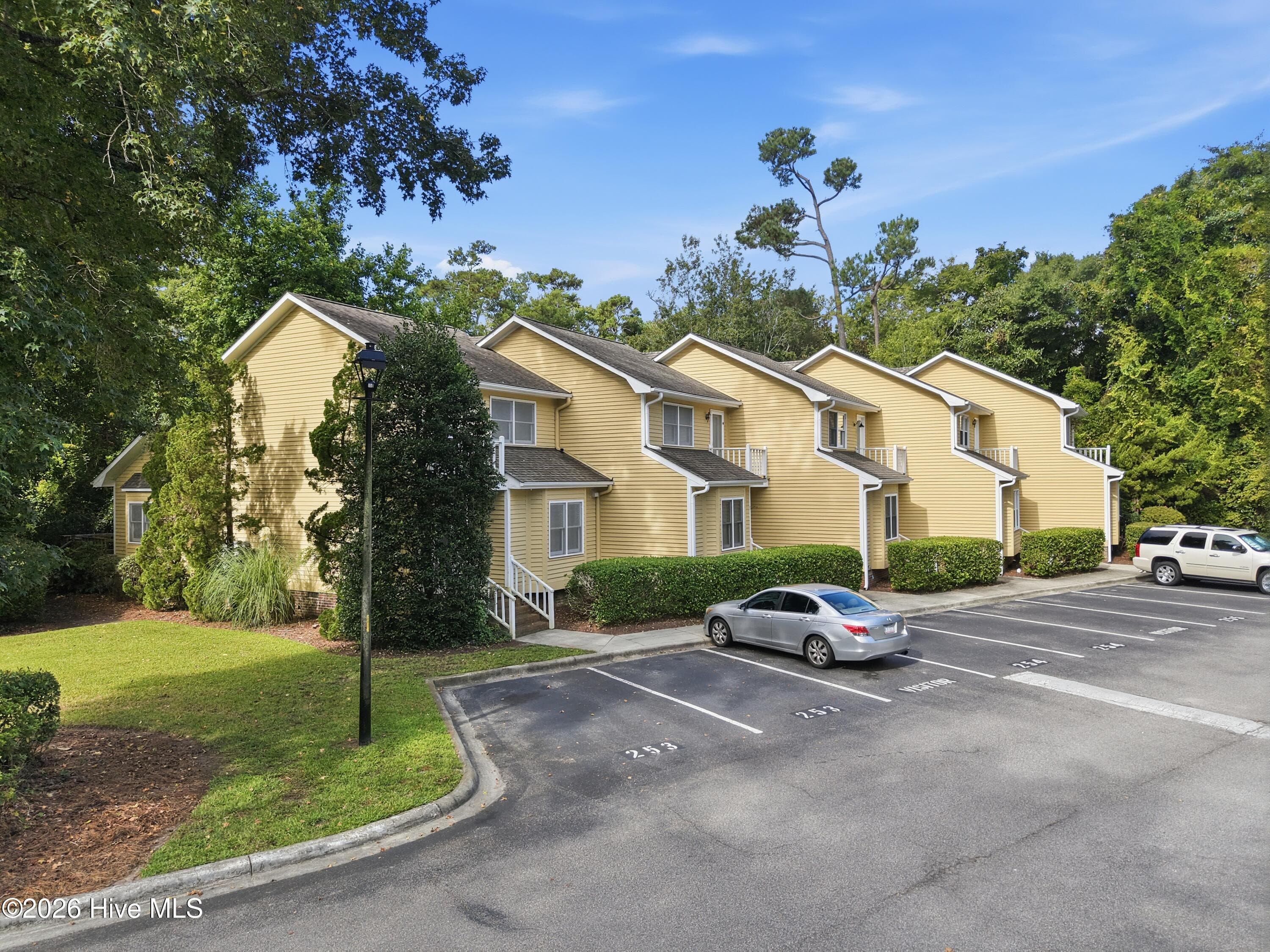 Townhouse at 1800 Eastwood Road Apt 253, Wilmington, NC 28403, photo 6 of 43