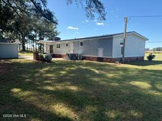Manufactured Home at 1232 Mark Edwards Road, Goldsboro, NC 27534, photo 6 of 20