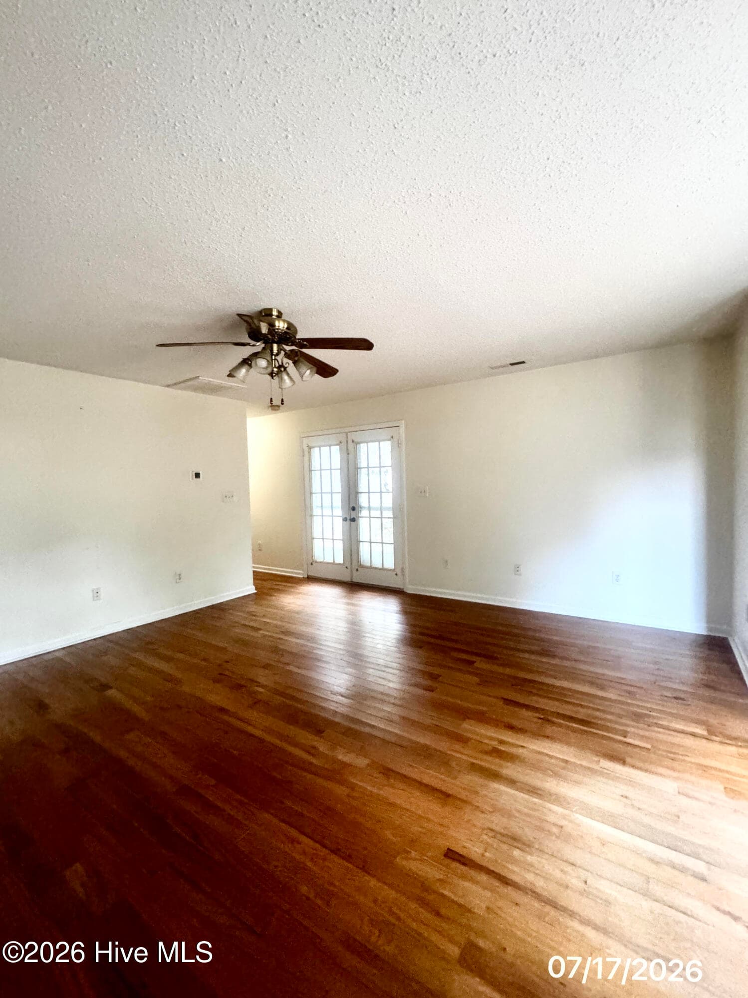 Single Family Residence at 151 Raintree Circle, Jacksonville, NC 28540, photo 17 of 37