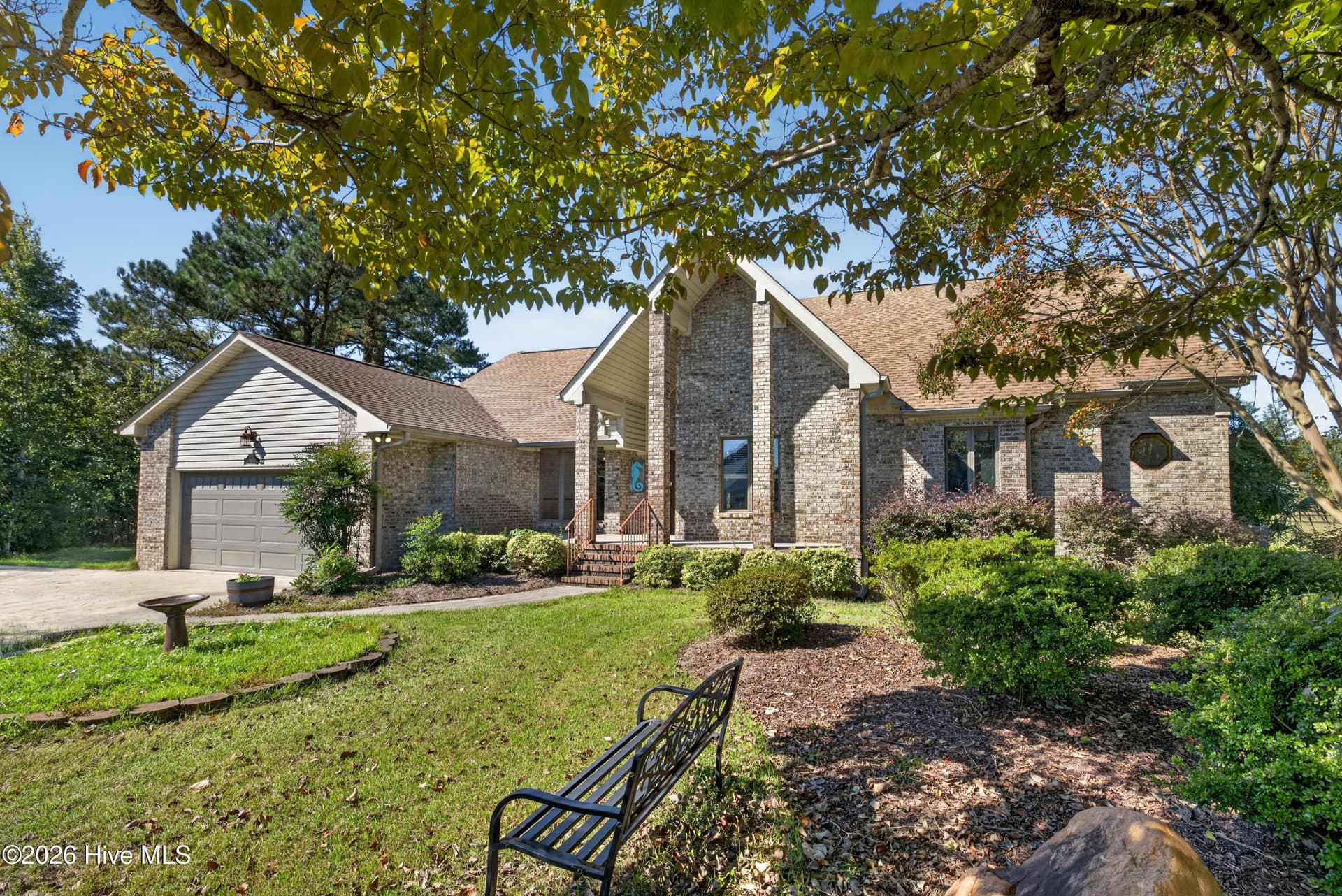 Single Family Residence at 106 Bogey Court, Hampstead, NC 28443, photo 3 of 52