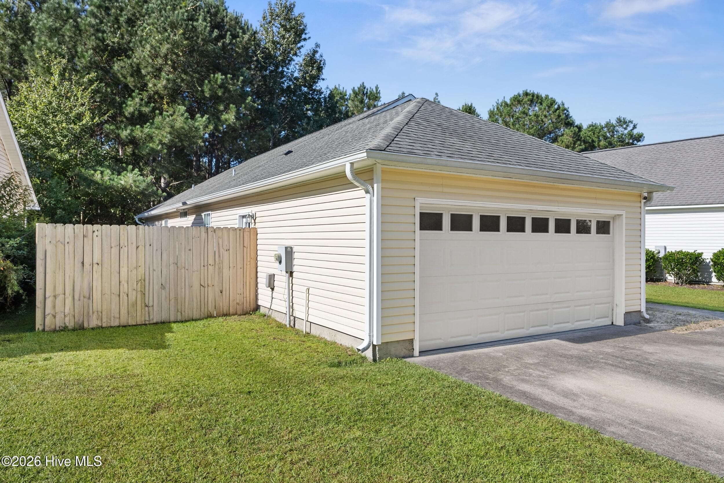 Single Family Residence at 1019 Stony Woods Lane, Leland, NC 28451, photo 4 of 53